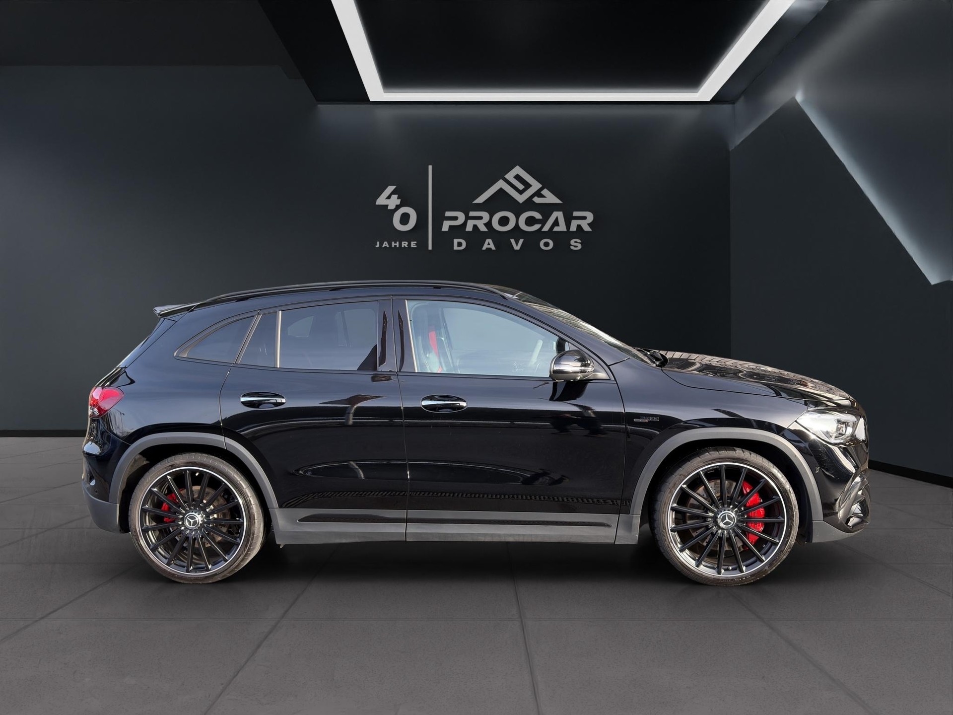 MERCEDES-BENZ GLA 45 S AMG 4matic+ - 2