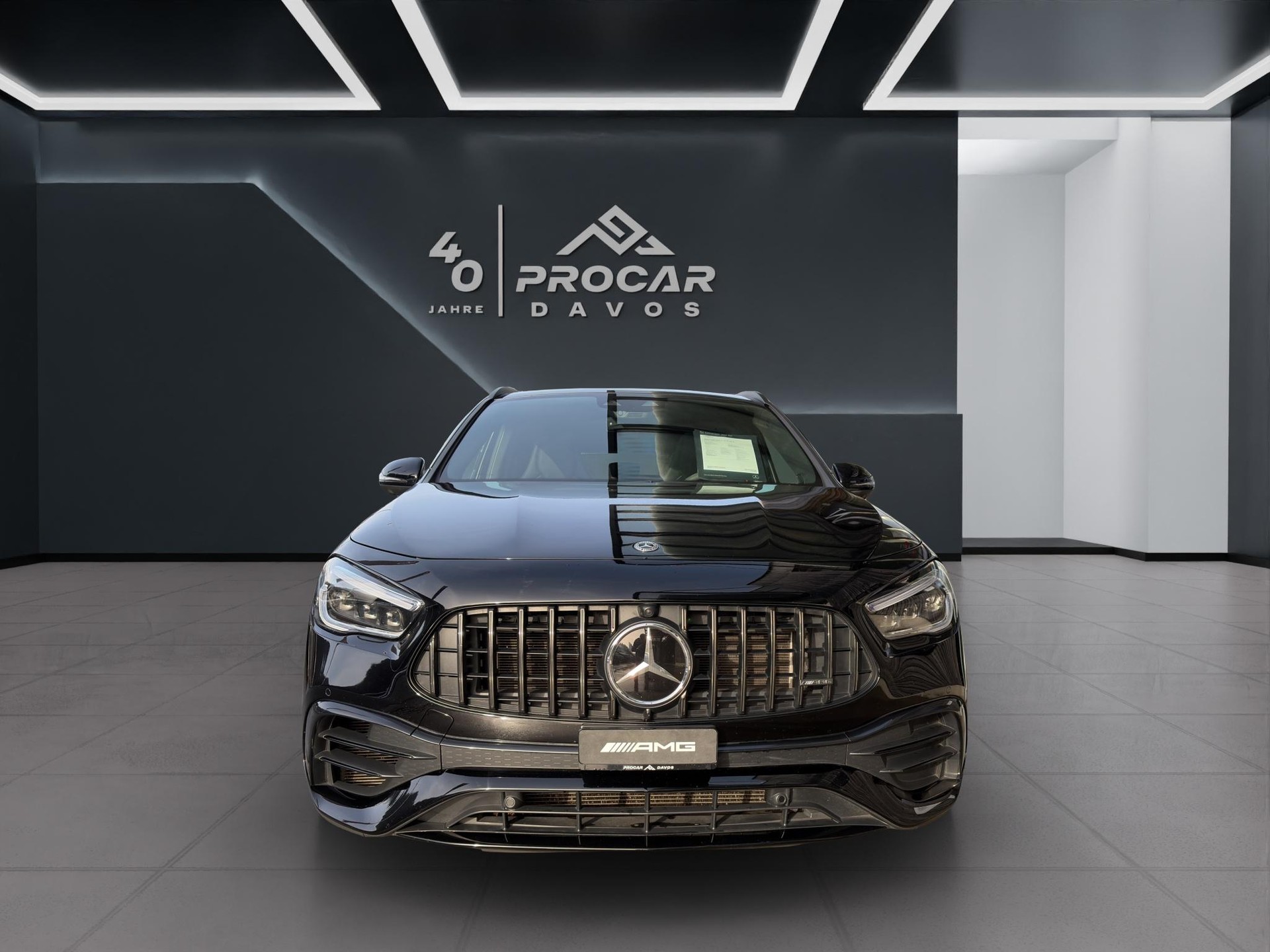 MERCEDES-BENZ GLA 45 S AMG 4matic+ - 3