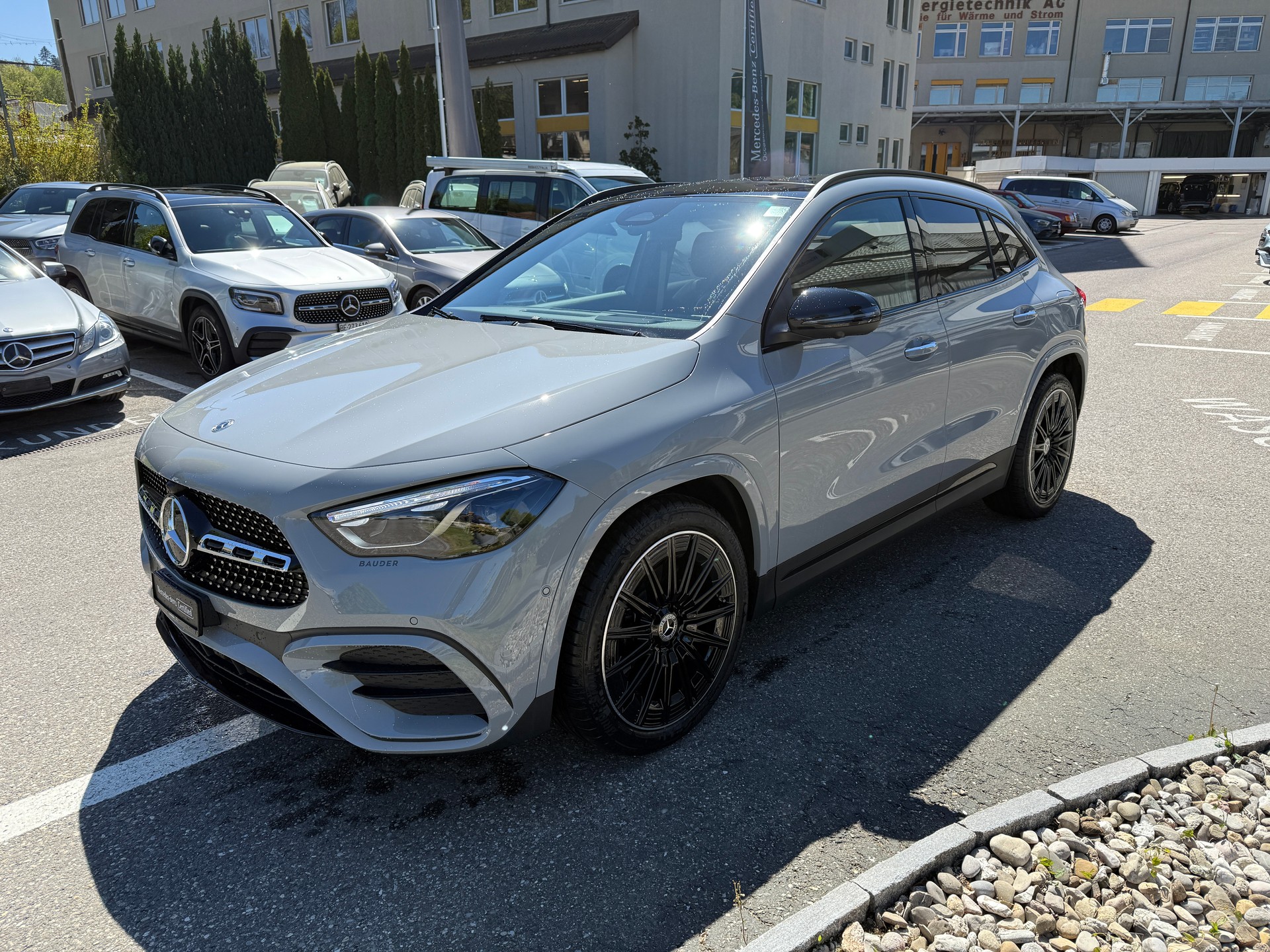 MERCEDES-BENZ GLA 250 4Matic 8G-DCT - 3