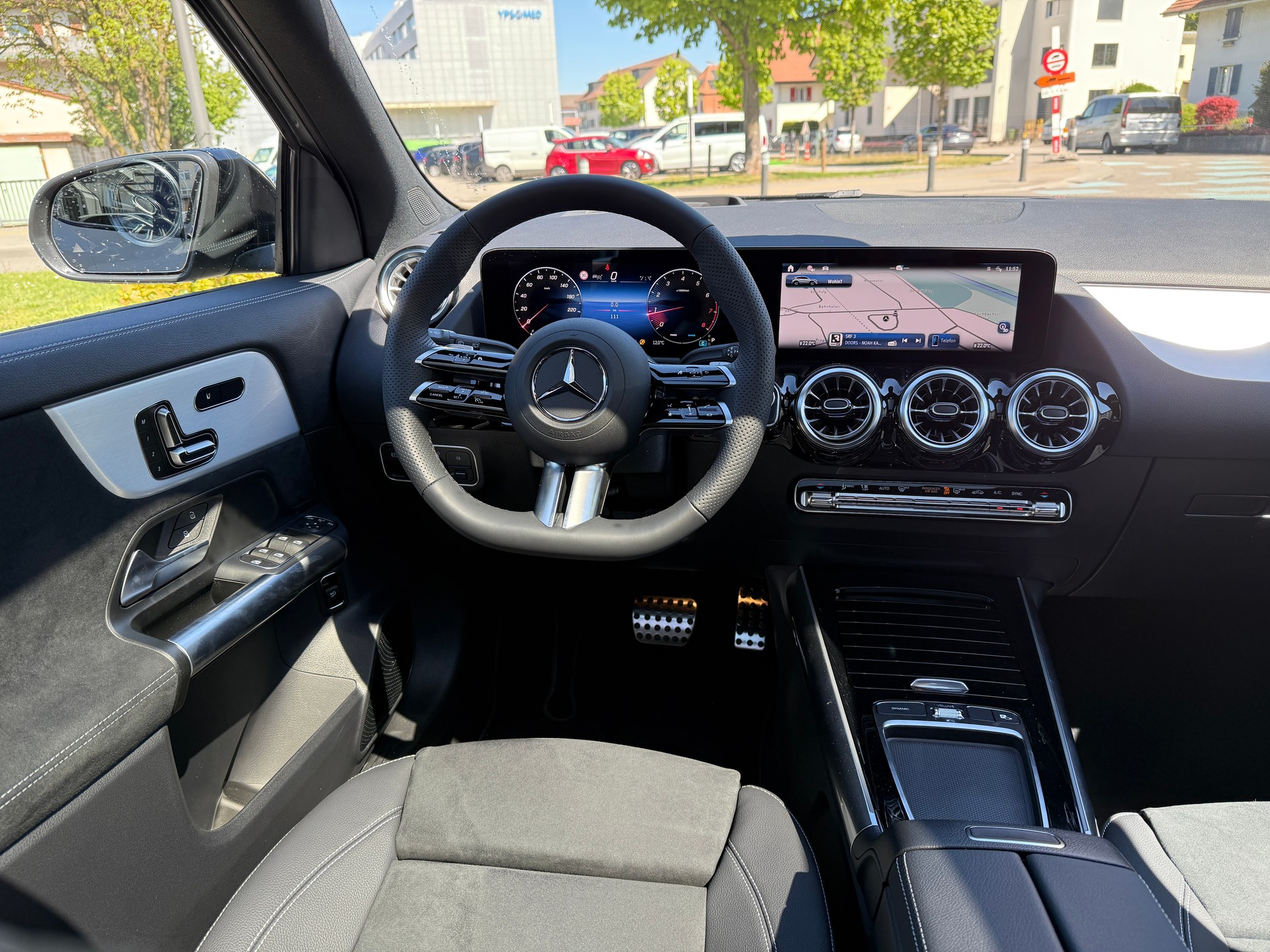 MERCEDES-BENZ GLA 250 4Matic 8G-DCT - 5