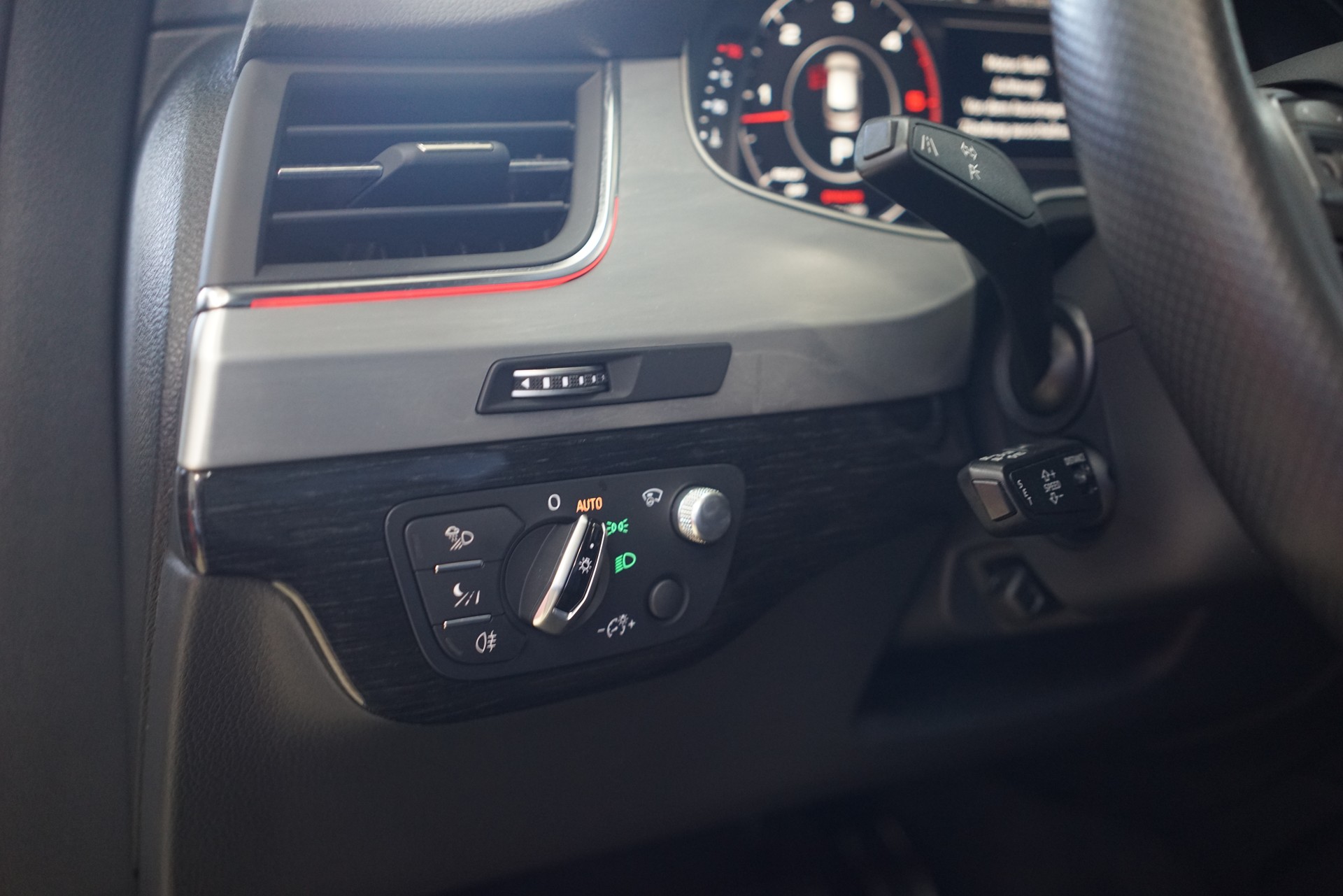 AUDI Q7 3.0 TDI quattro tiptronic - 19
