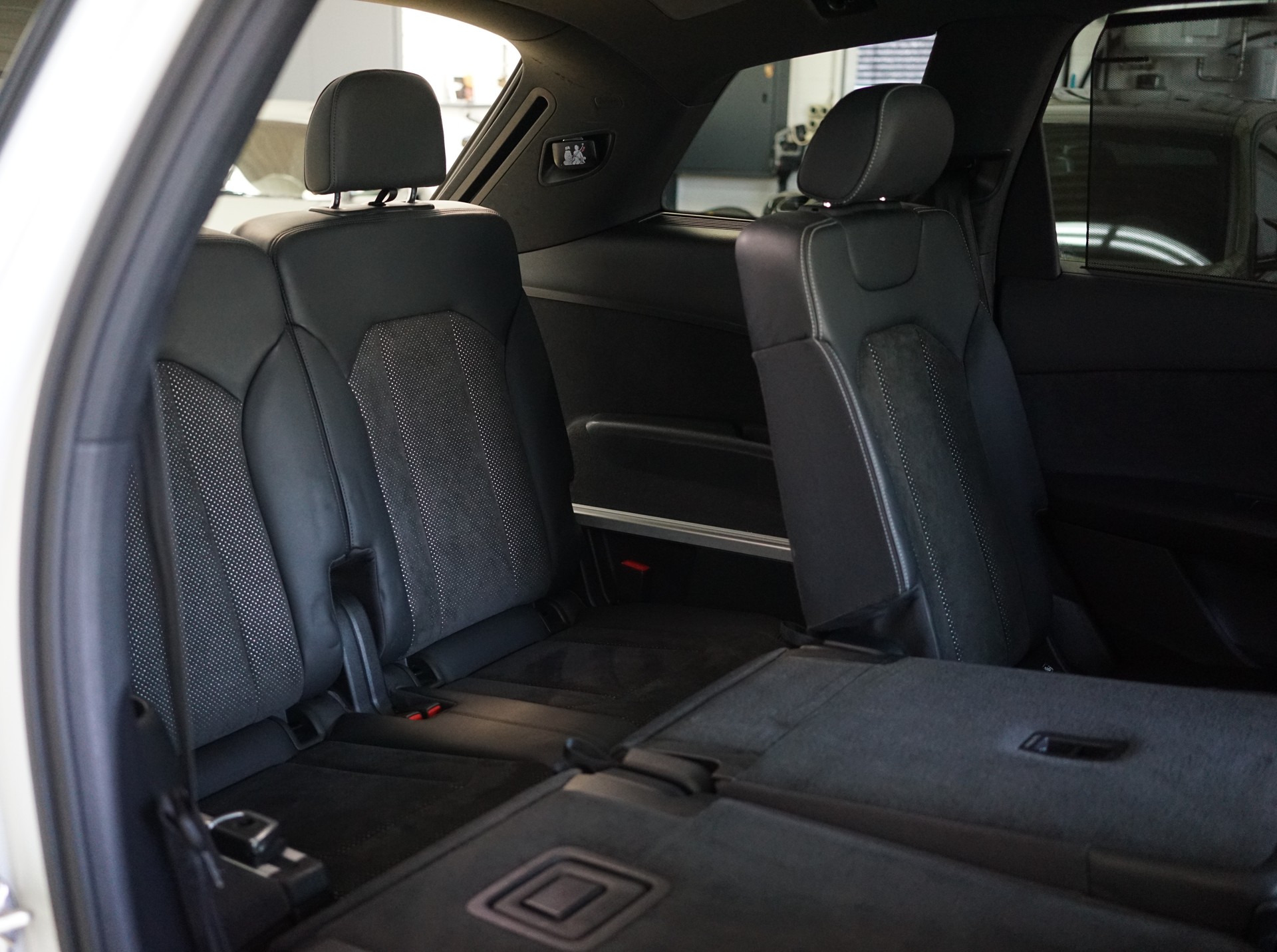 AUDI Q7 3.0 TDI quattro tiptronic - 31
