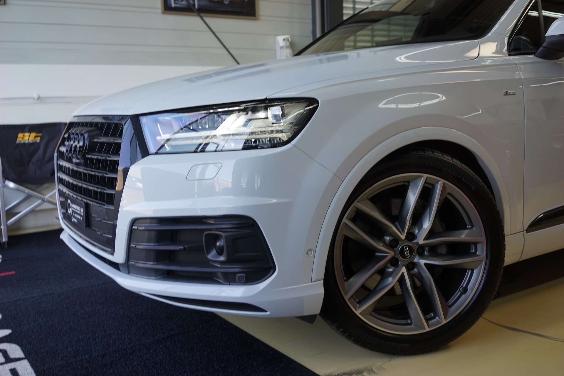 AUDI Q7 3.0 TDI quattro tiptronic - 4