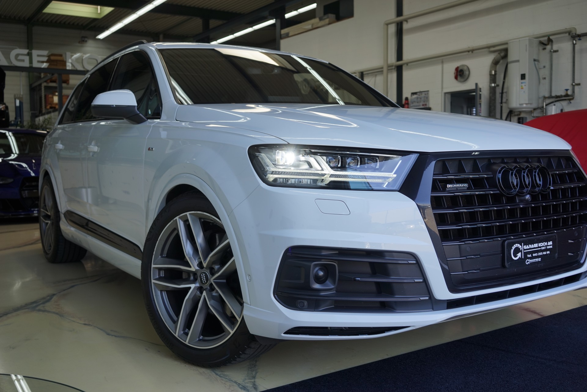 AUDI Q7 3.0 TDI quattro tiptronic - 13