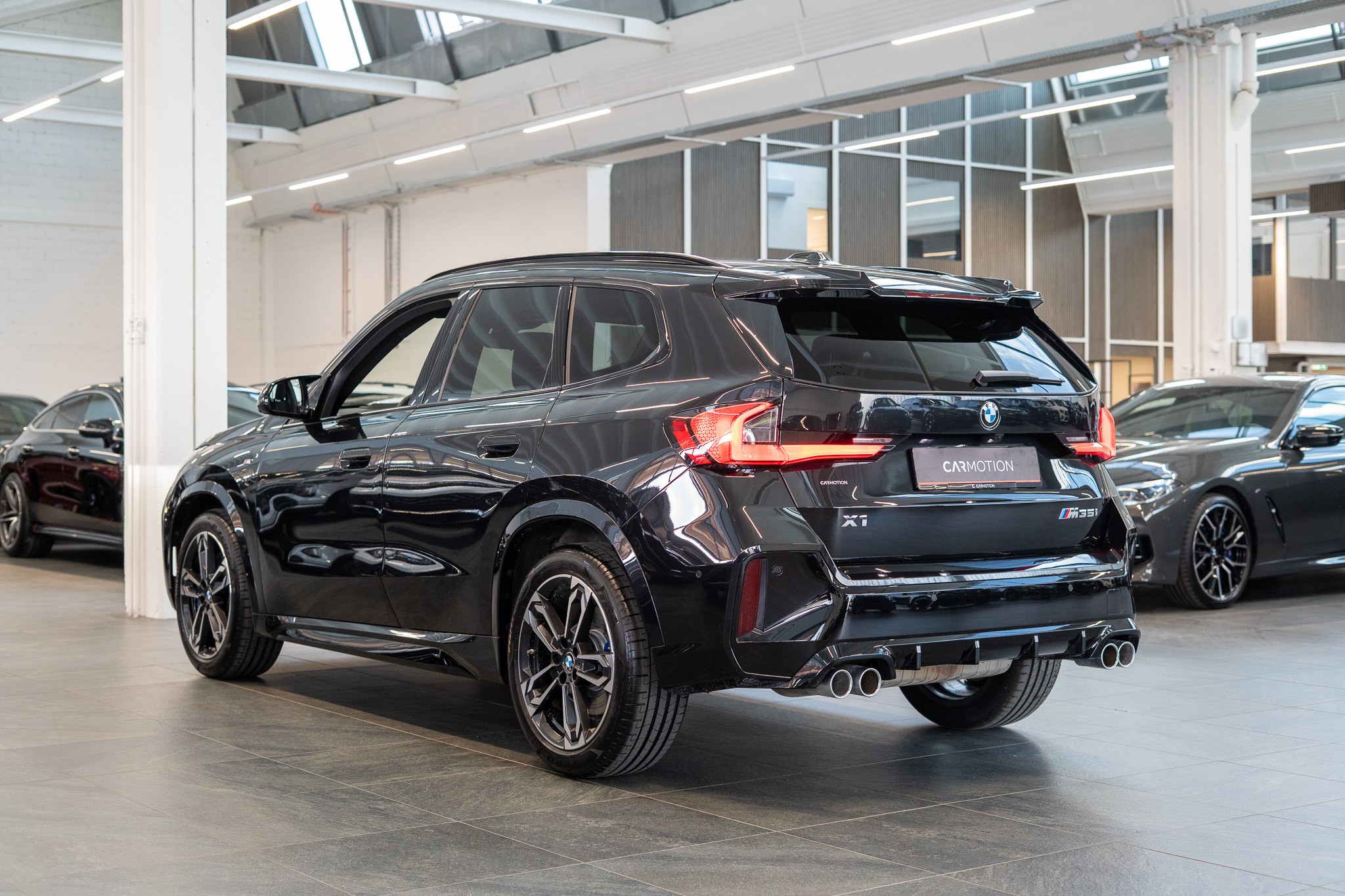 X1 M35i / Head-Up / Harman Kardon / 360° Kamera