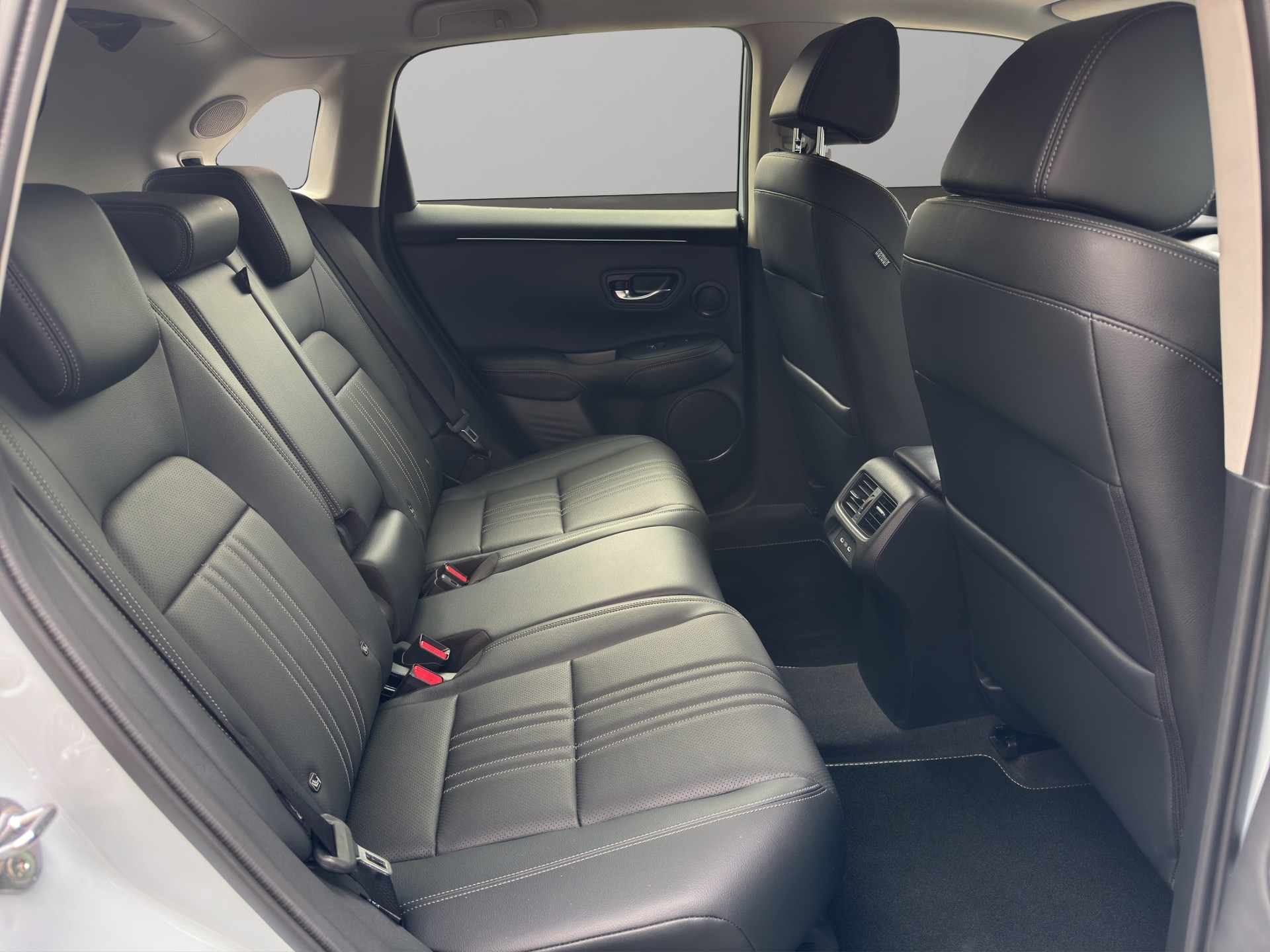 HONDA ZR-V 2.0 i-MMD Advance - 13