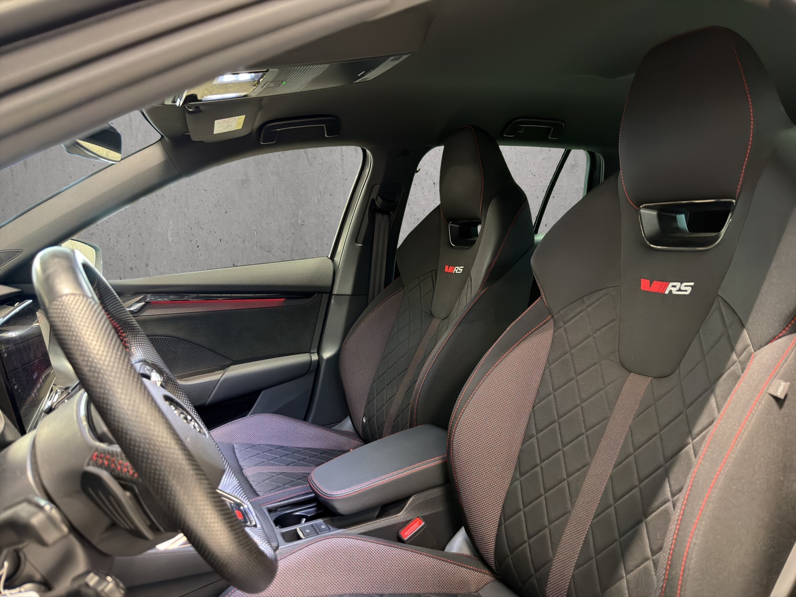 SKODA Octavia Combi 2.0 TDI DSG RS 4x4 - 10