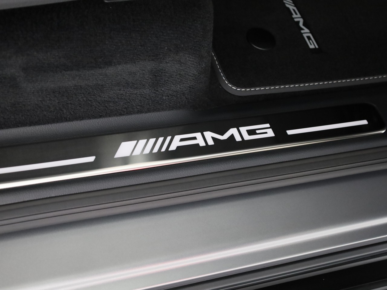 MERCEDES-BENZ G 63 AMG 9G-Tronic - 22
