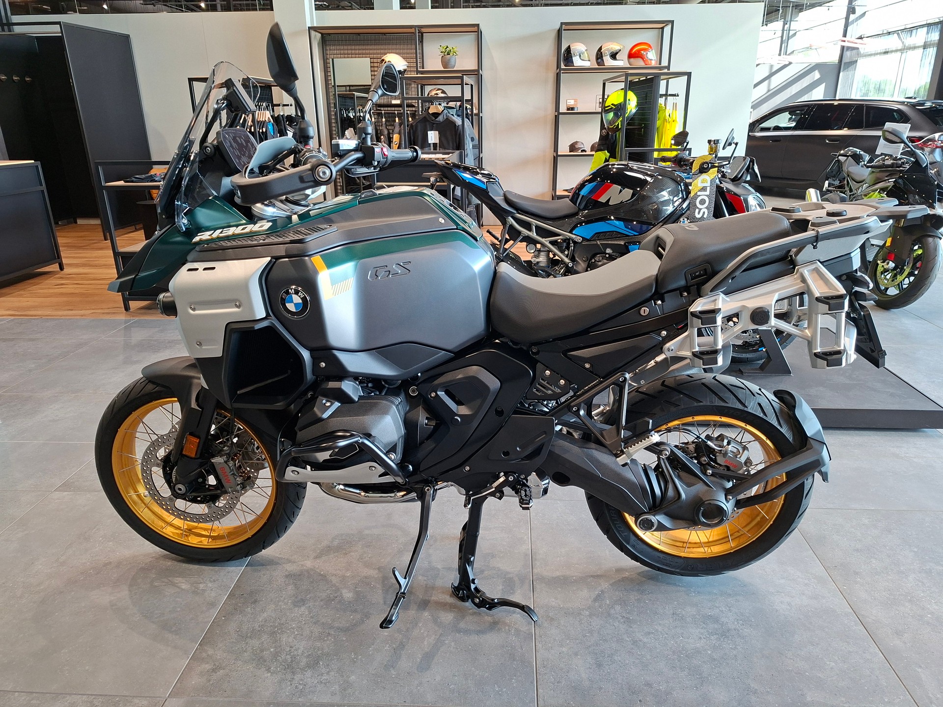BMW R 1300 GS Adventure - 2