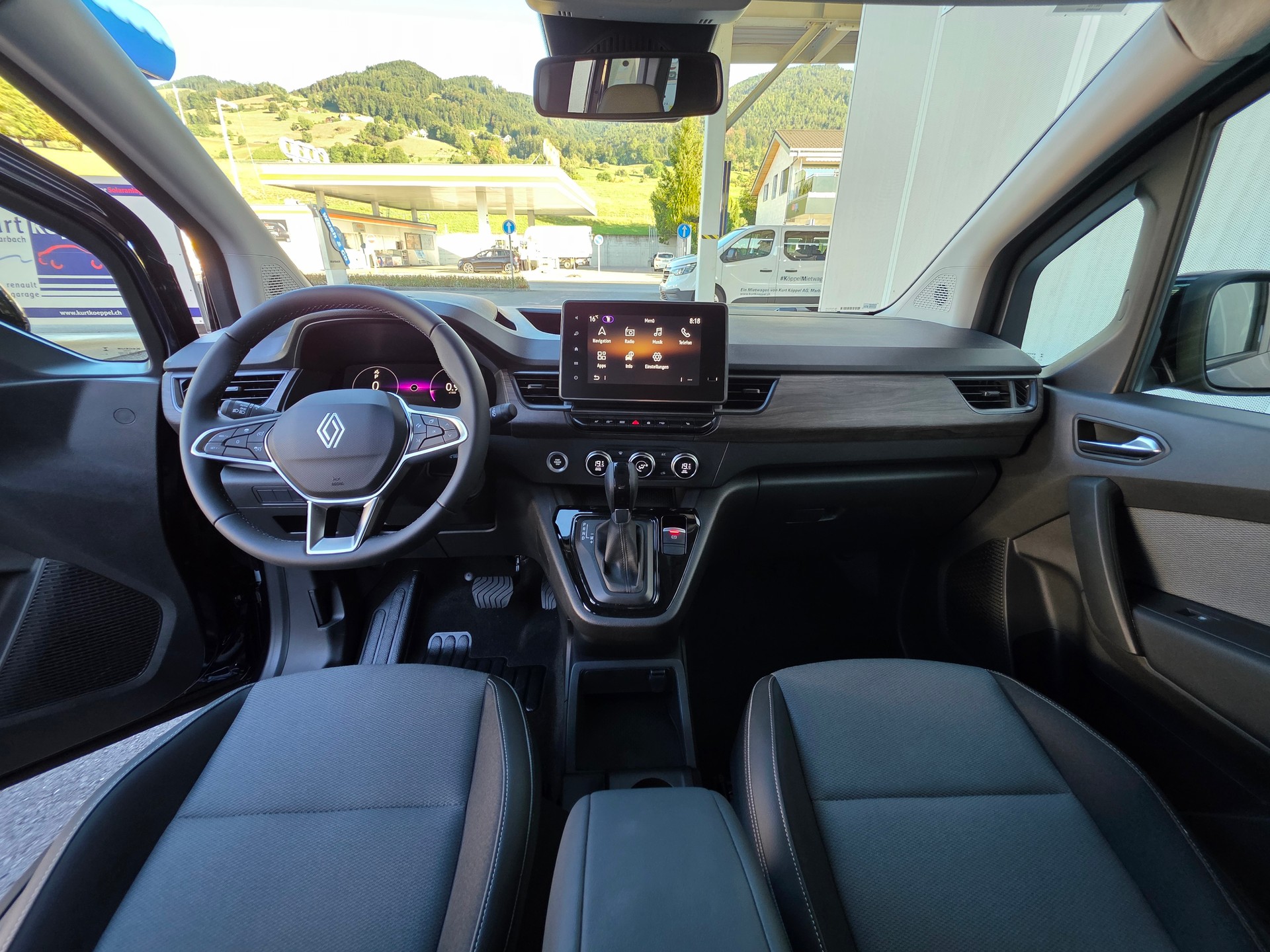 RENAULT Kangoo 1.3 TCe 130 PF Techno EDC - 10