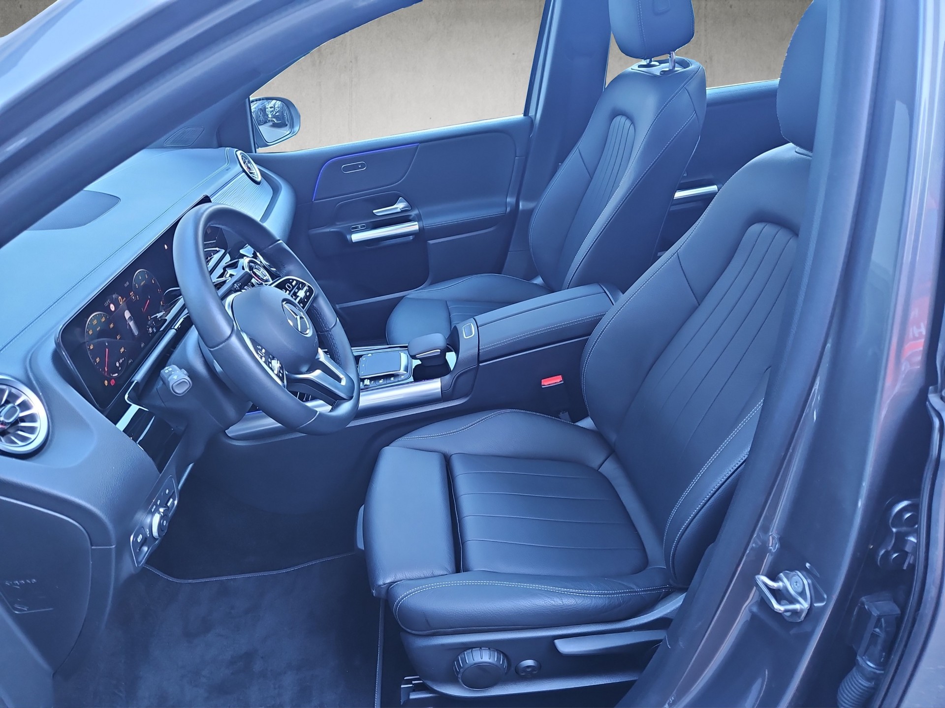 MERCEDES-BENZ B 200 Progressive - 10