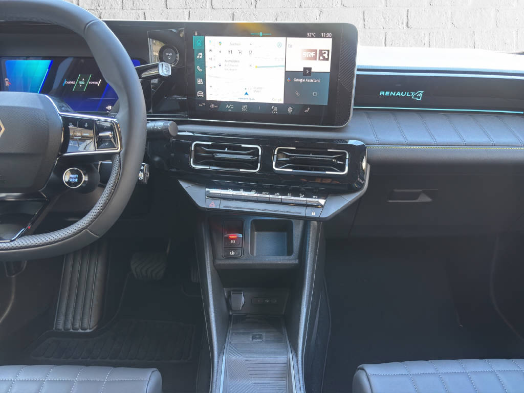 RENAULT 4 E-Tech Comfort Range iconic - 10