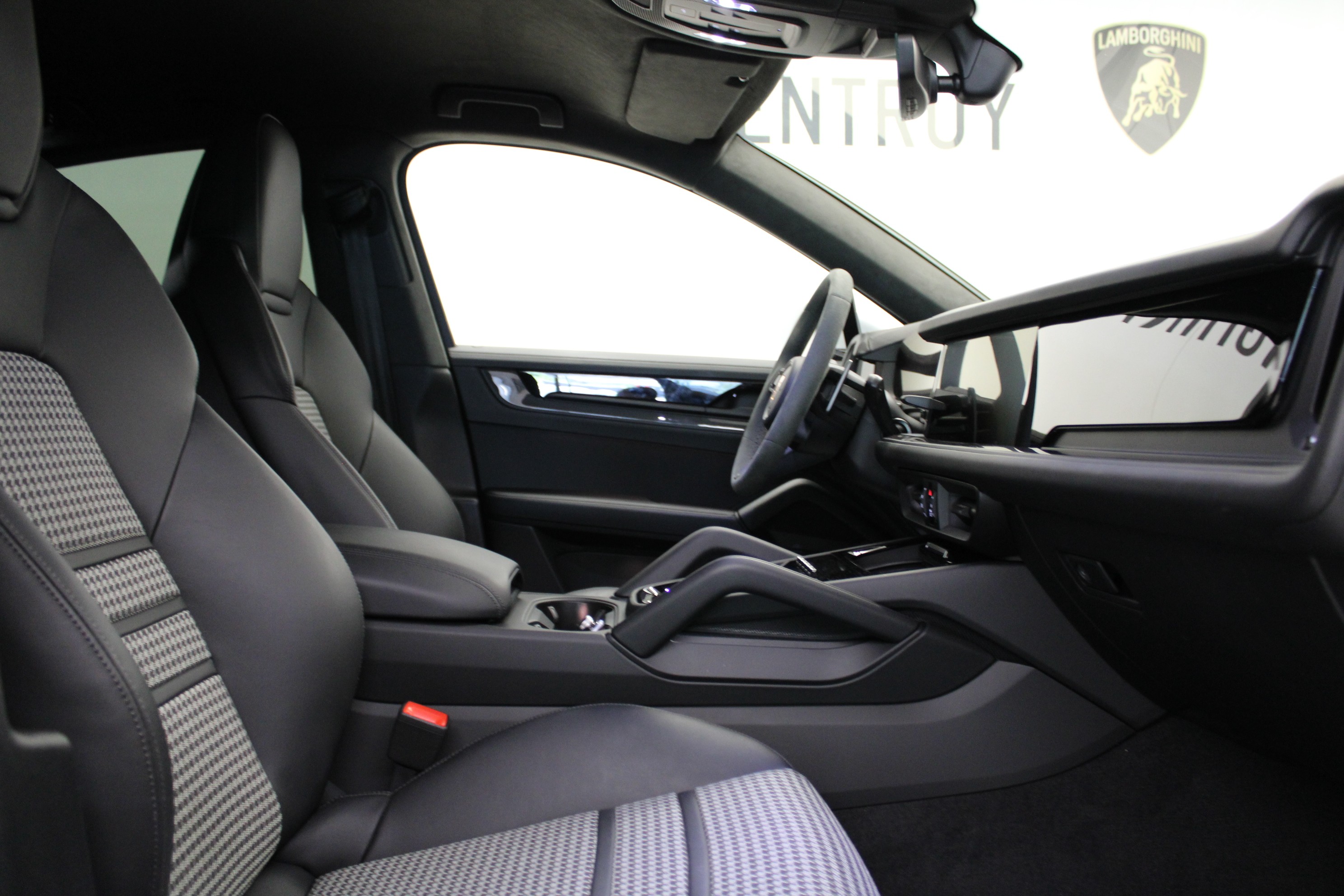 Cayenne Coupé GTS Tiptronic thumbnail n°6