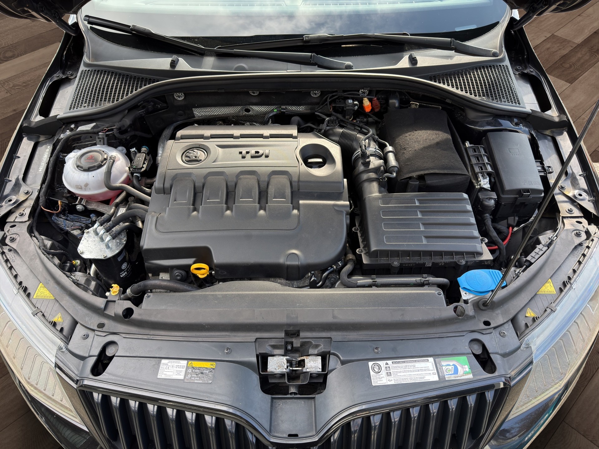 SKODA Octavia Combi 2.0 TDI RS CHALLENGE DSG - 16