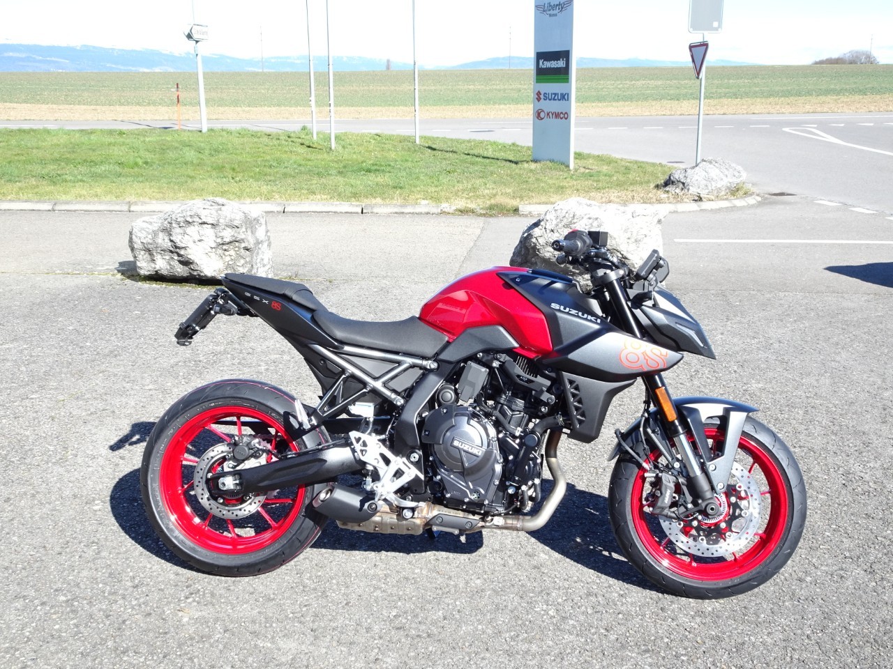 SUZUKI GSX-8 S (35kw)