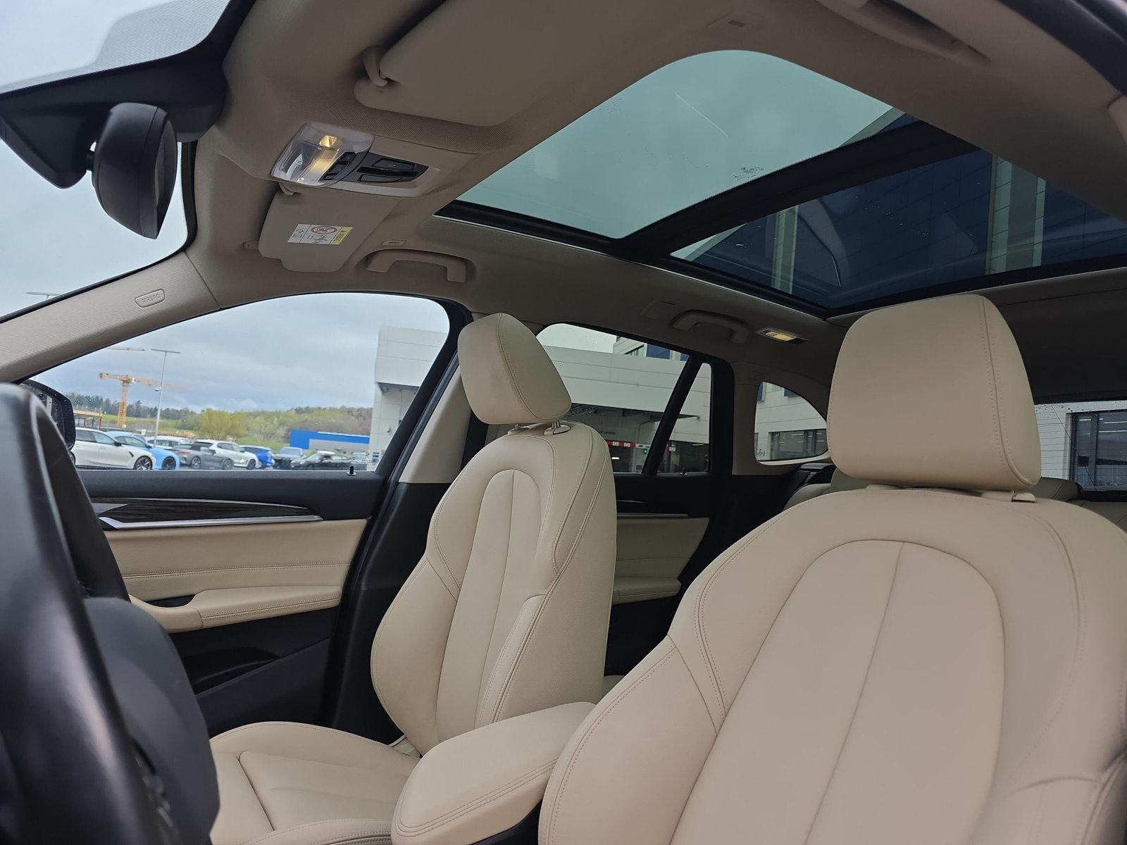 BMW X1 25i xDrive F48 (CH) AHK 2.0T - 21