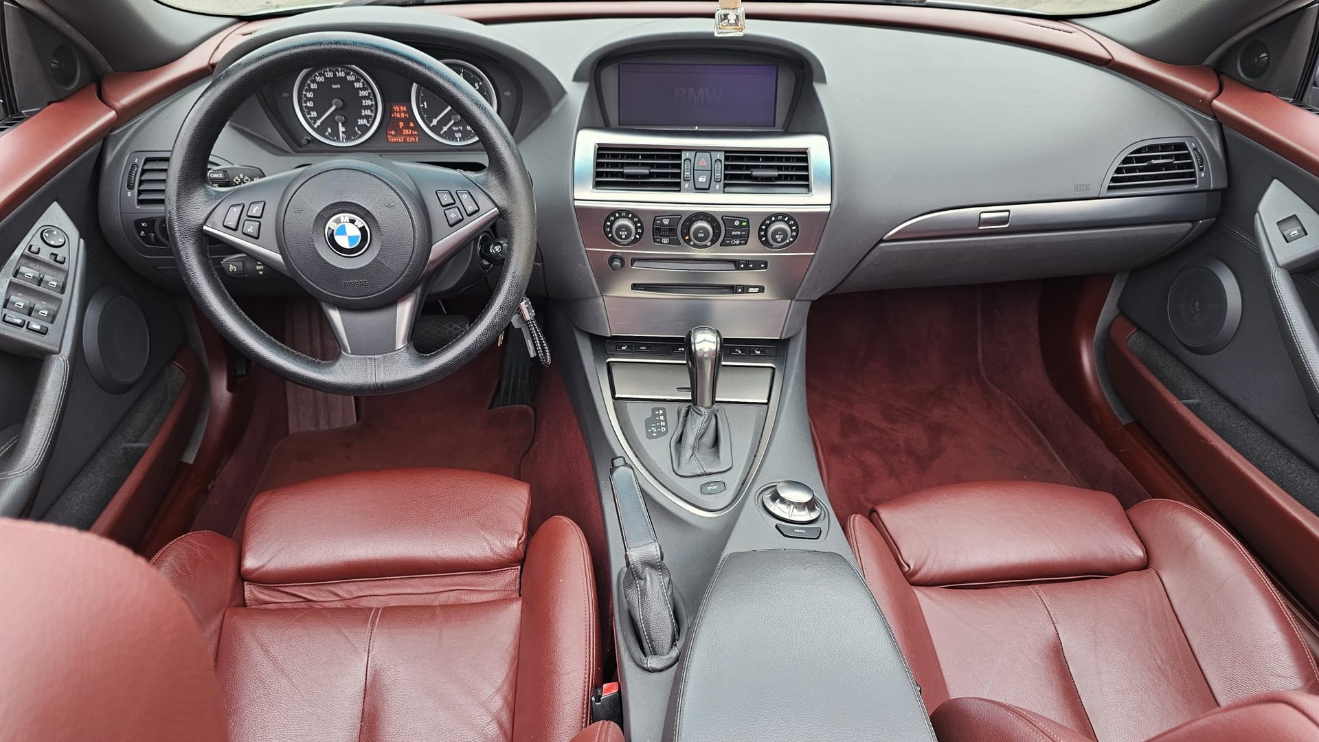 BMW 645i - 10