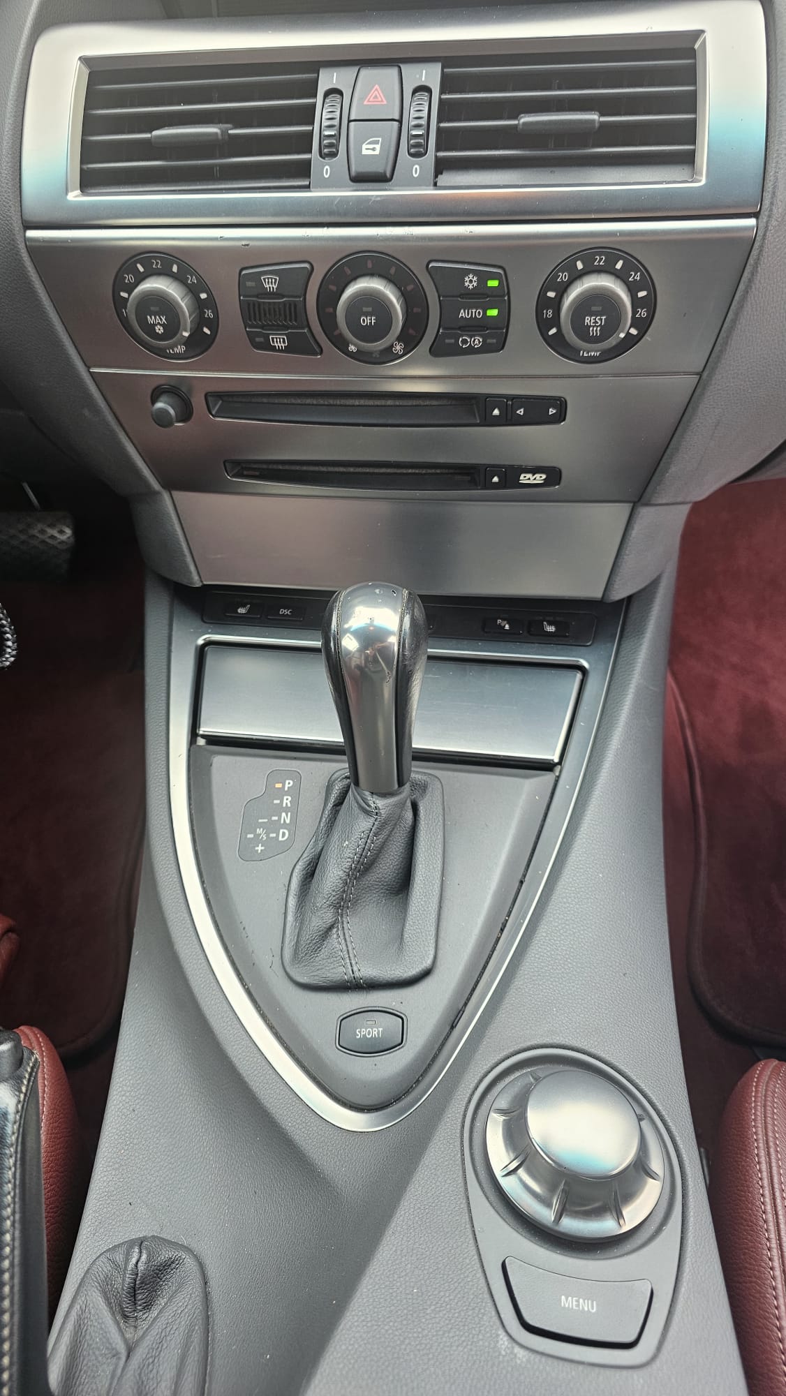 BMW 645i - 11