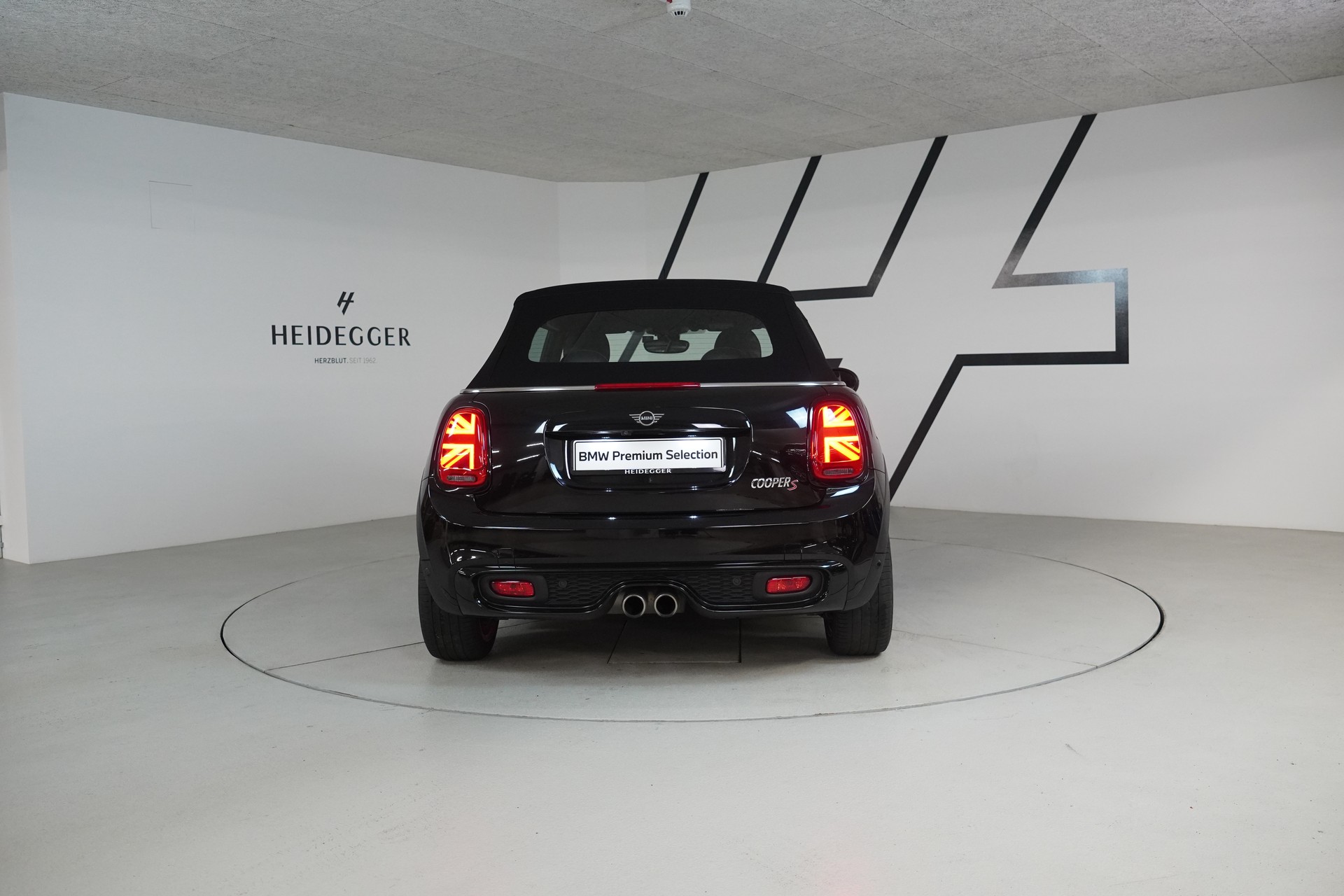 MINI Cooper S Cabriolet - 14