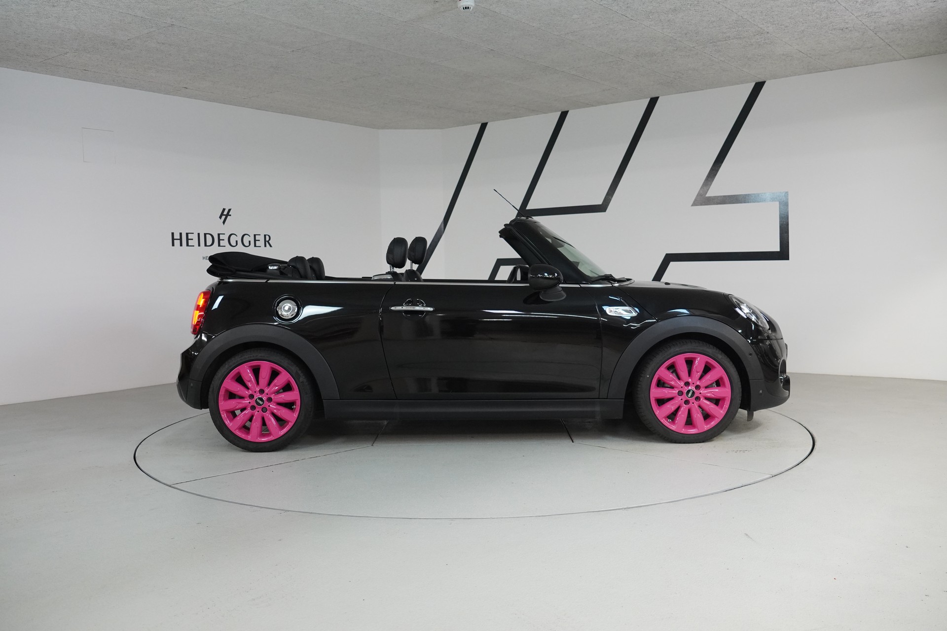 MINI Cooper S Cabriolet - 4