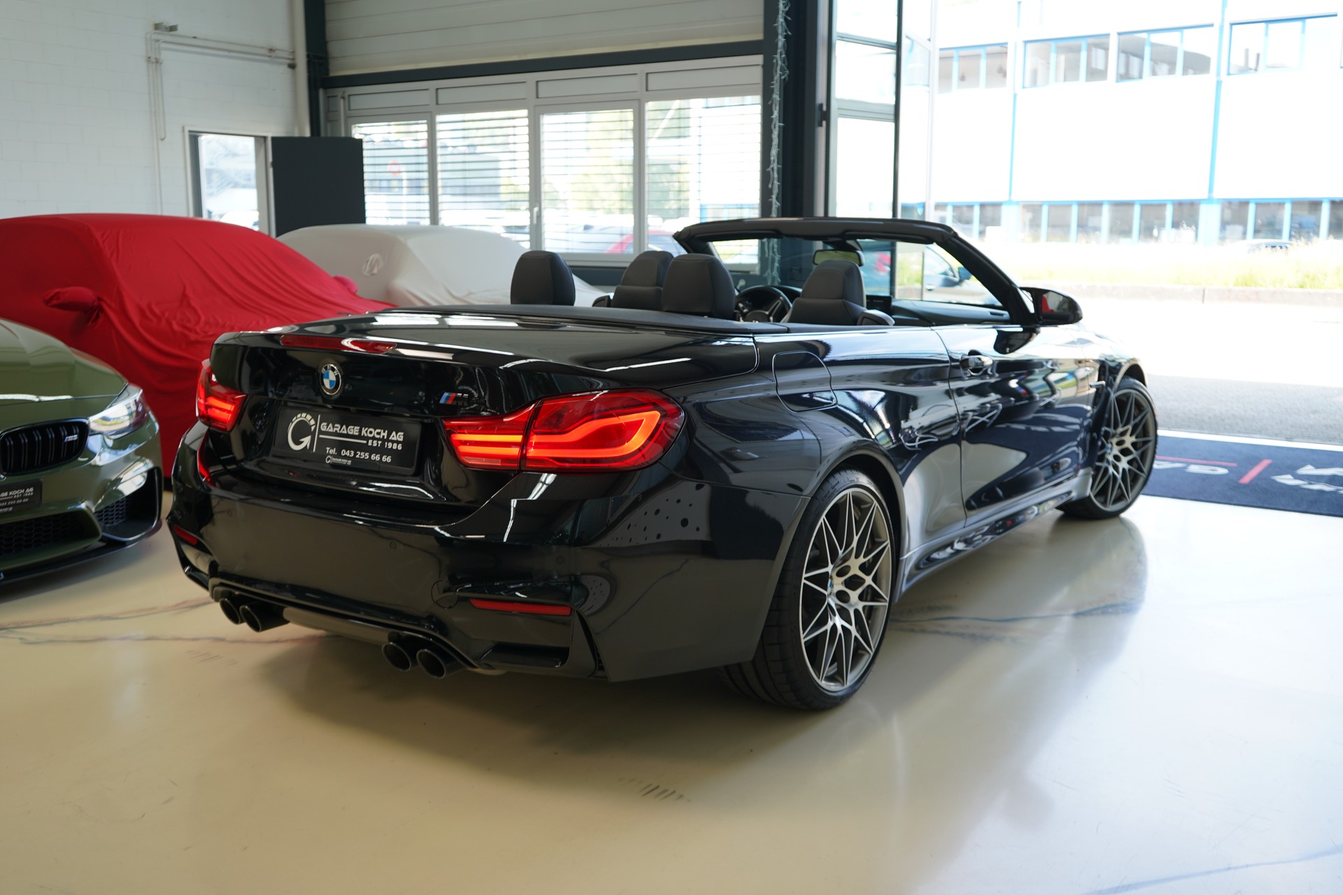 BMW M4 Cabriolet Drivelogic M Competition - 9
