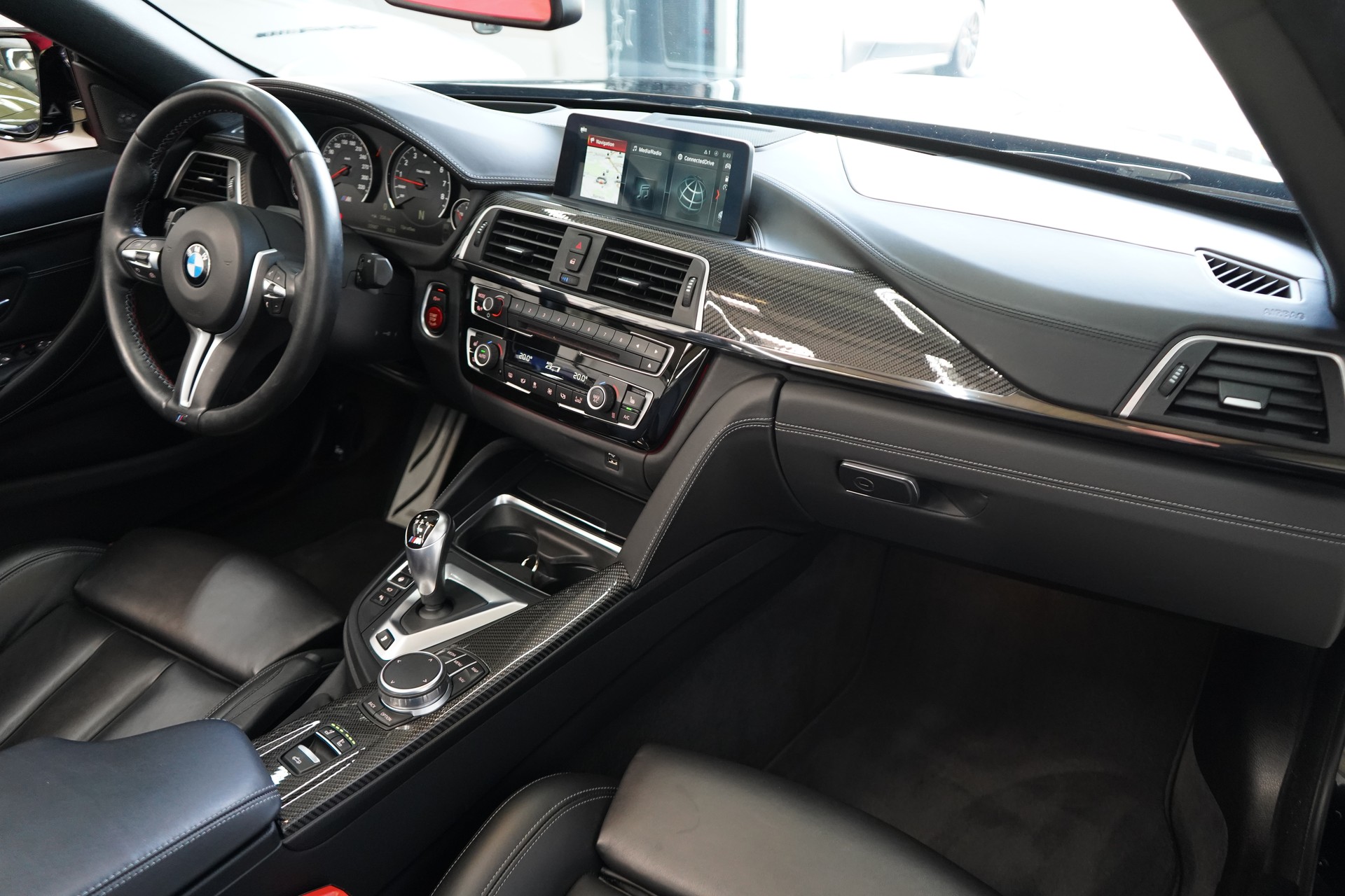 BMW M4 Cabriolet Drivelogic M Competition - 26