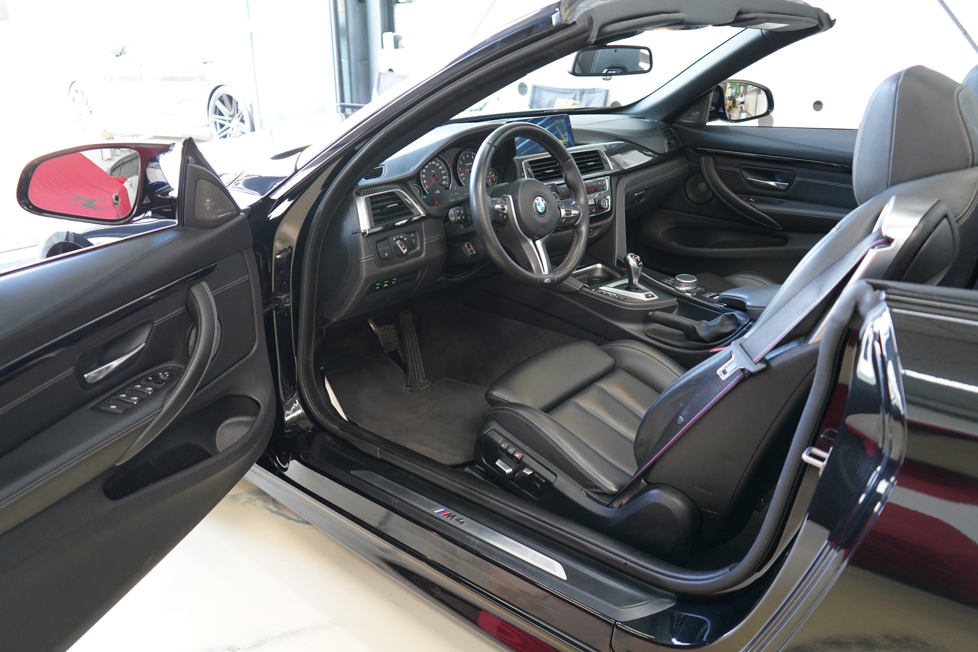 BMW M4 Cabriolet Drivelogic M Competition - 16