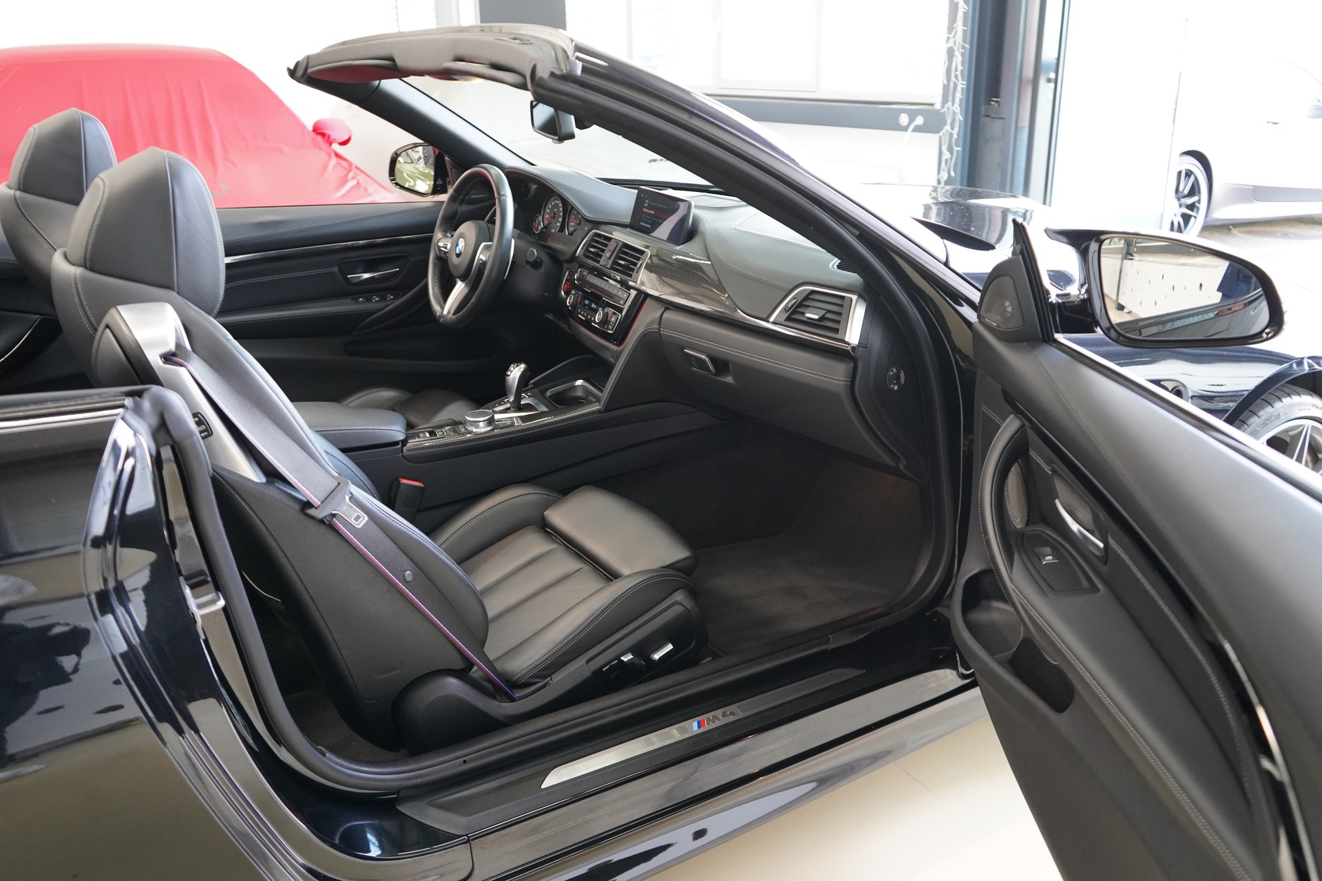 BMW M4 Cabriolet Drivelogic M Competition - 25