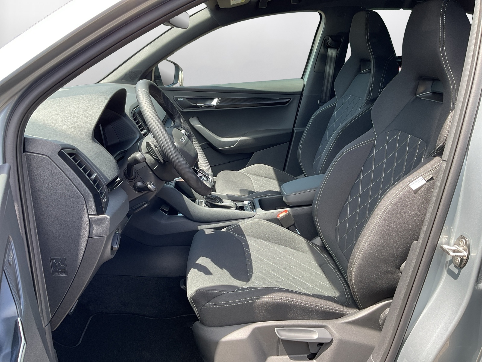 SKODA Karoq 2.0 TSI SportLine 4x4 DSG - 10