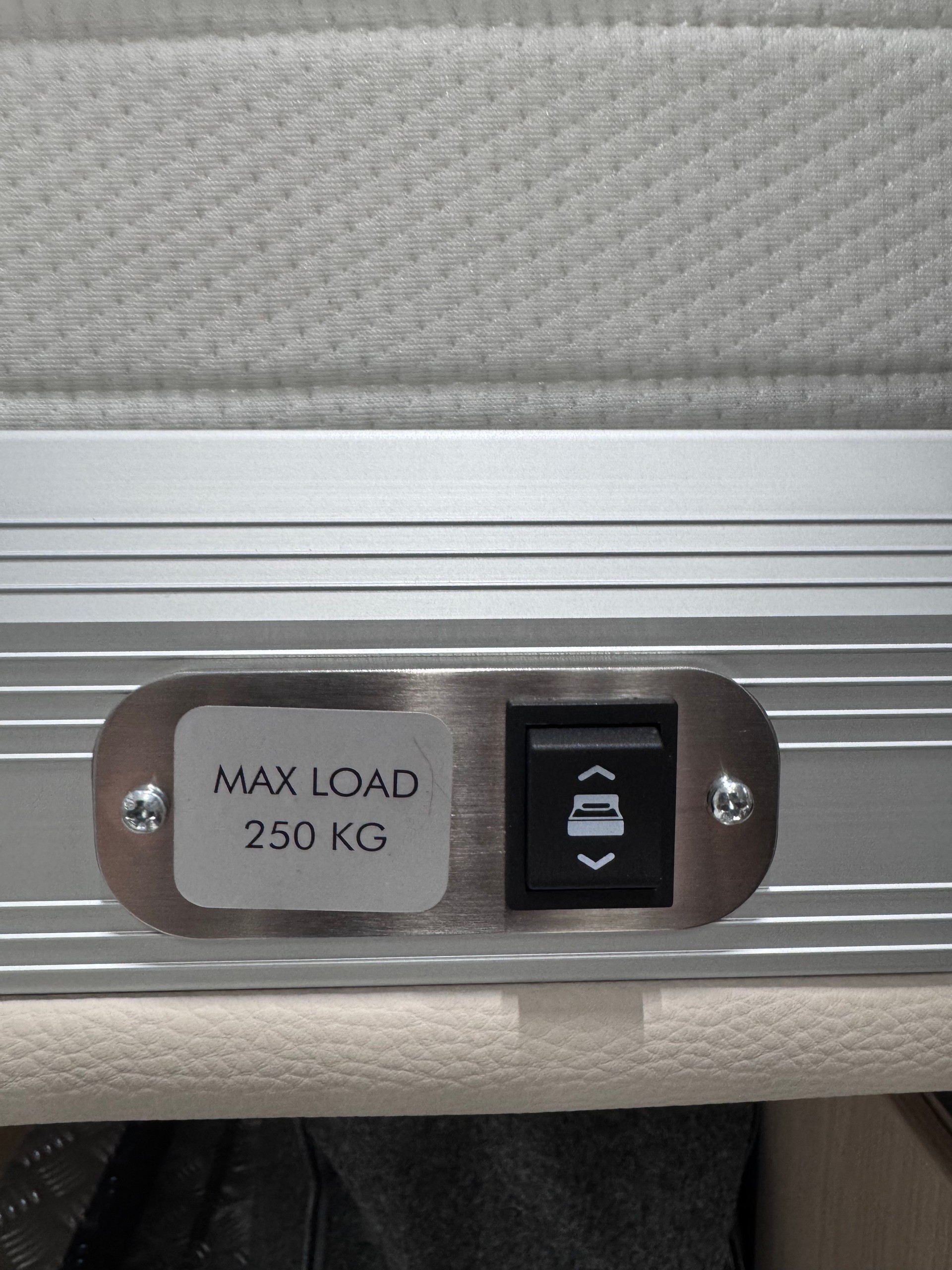 CHALLENGER V210 Sport Edition 2026 - 16