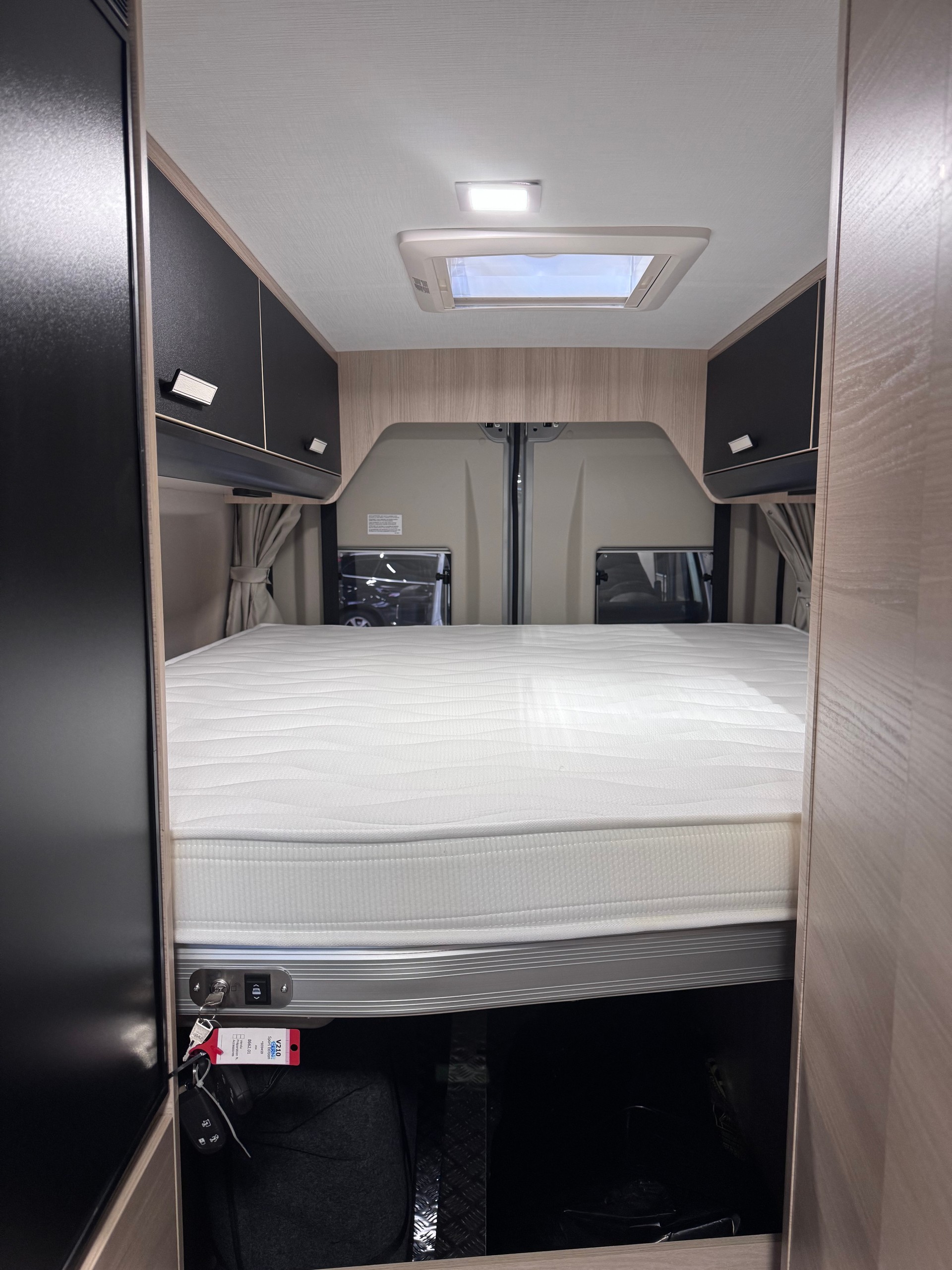 CHALLENGER V210 Sport Edition 2026 - 10