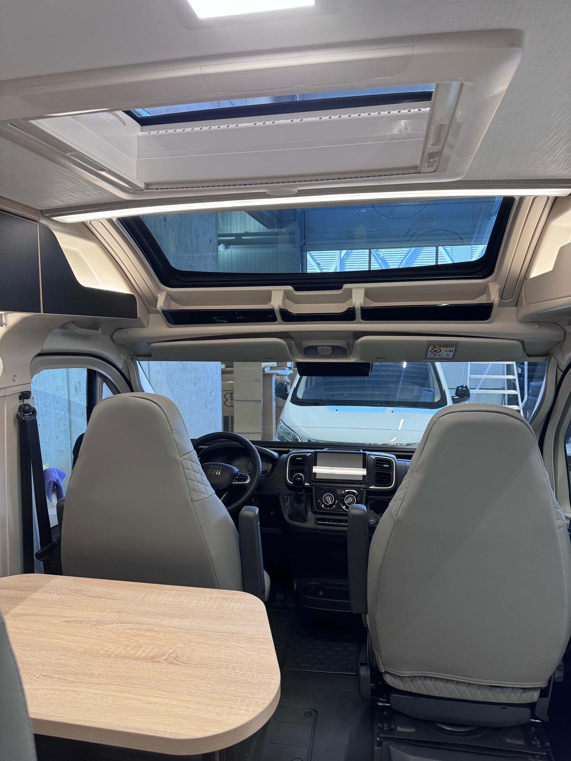 CHALLENGER V210 Sport Edition 2026 - 15