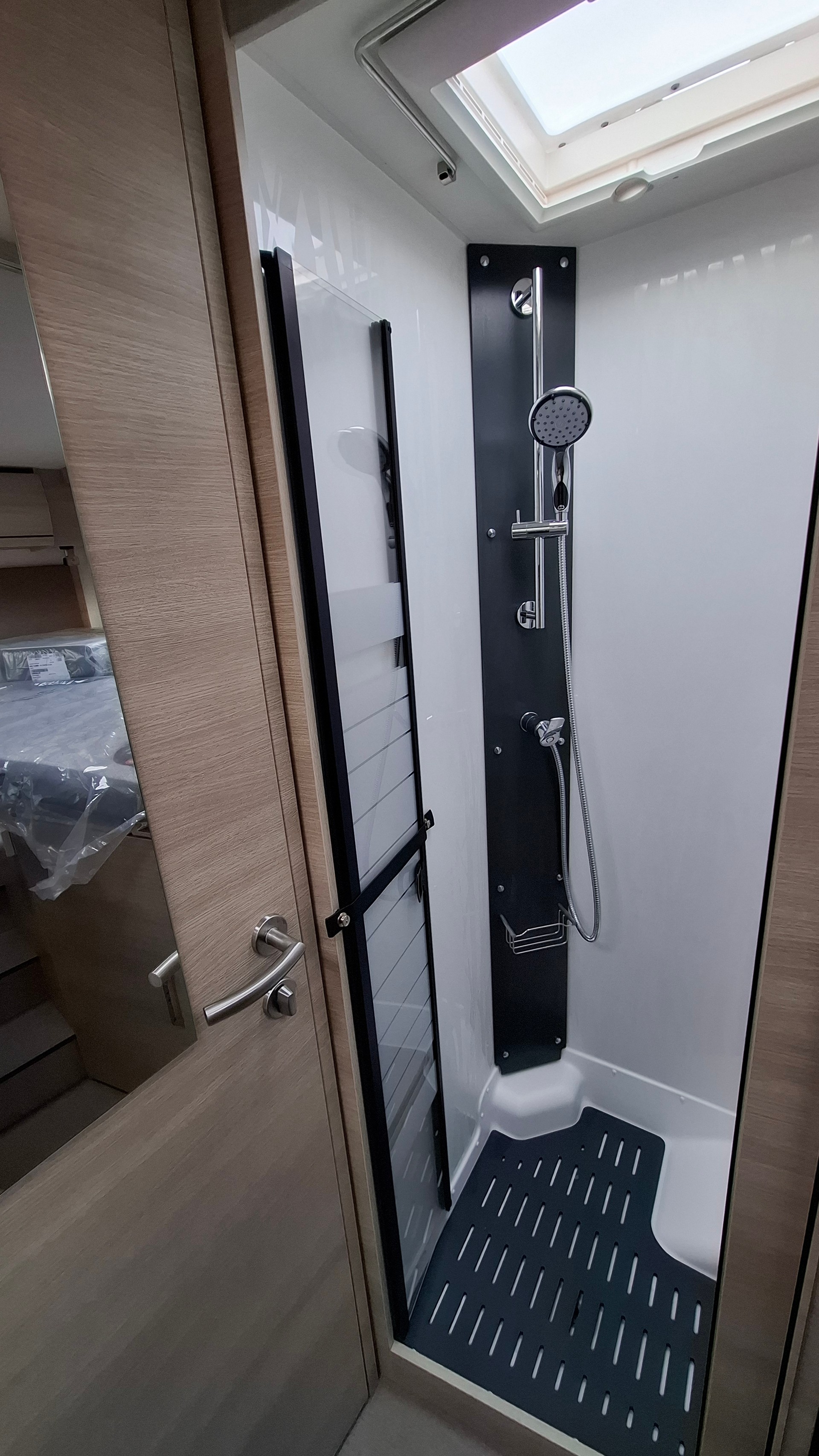 RAPIDO 8066dF AL-KO ALDE 180PS Automatique - 7