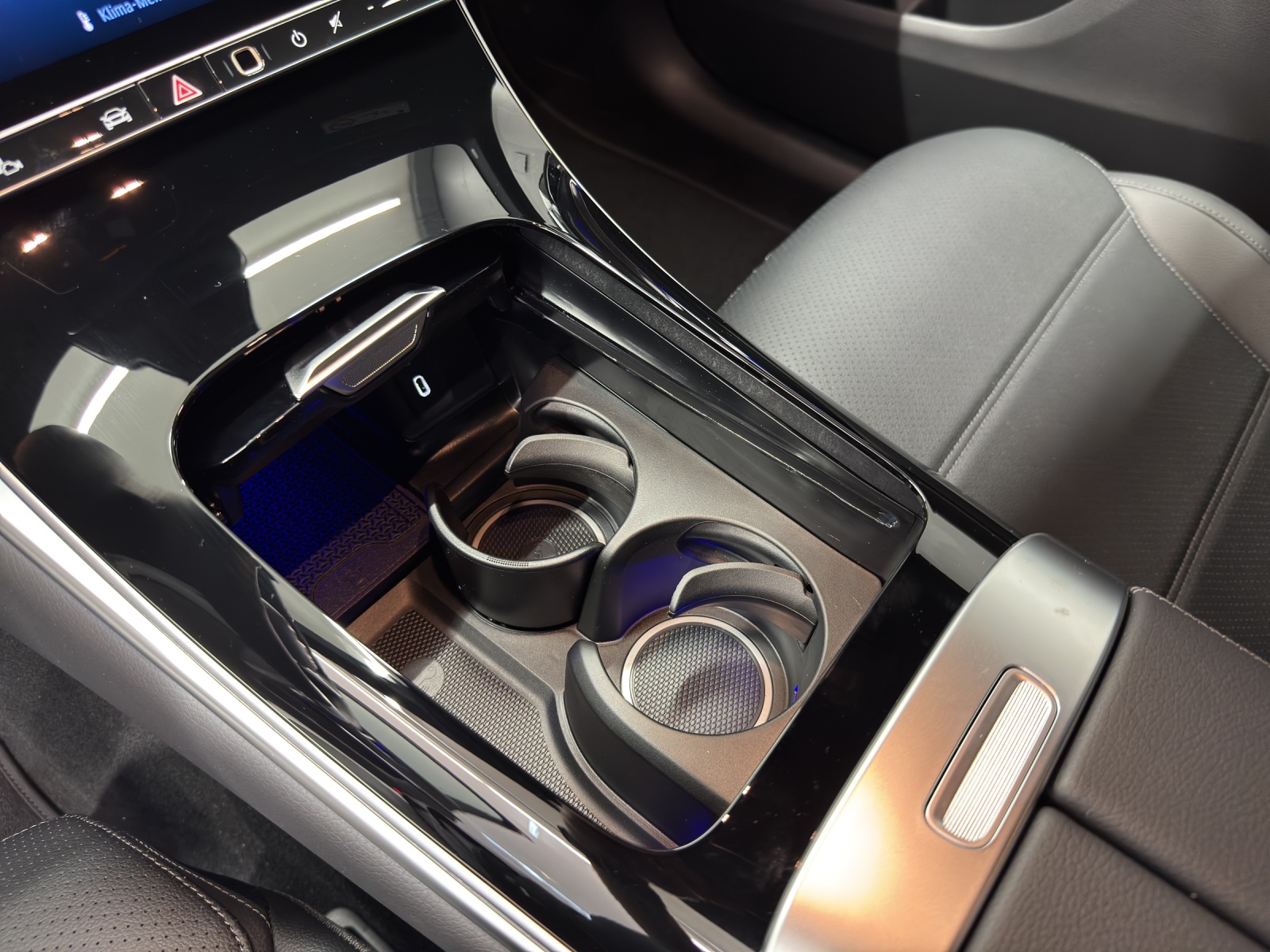 MERCEDES-BENZ GLC 220 d Avantgarde 4Matic - 16