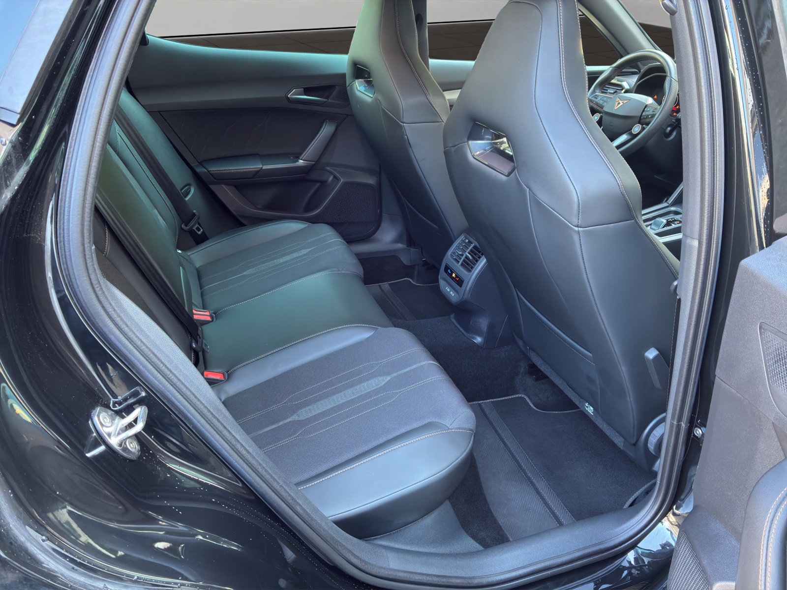 CUPRA Formentor 2.0TSI VZ 4Drive DSG - 14