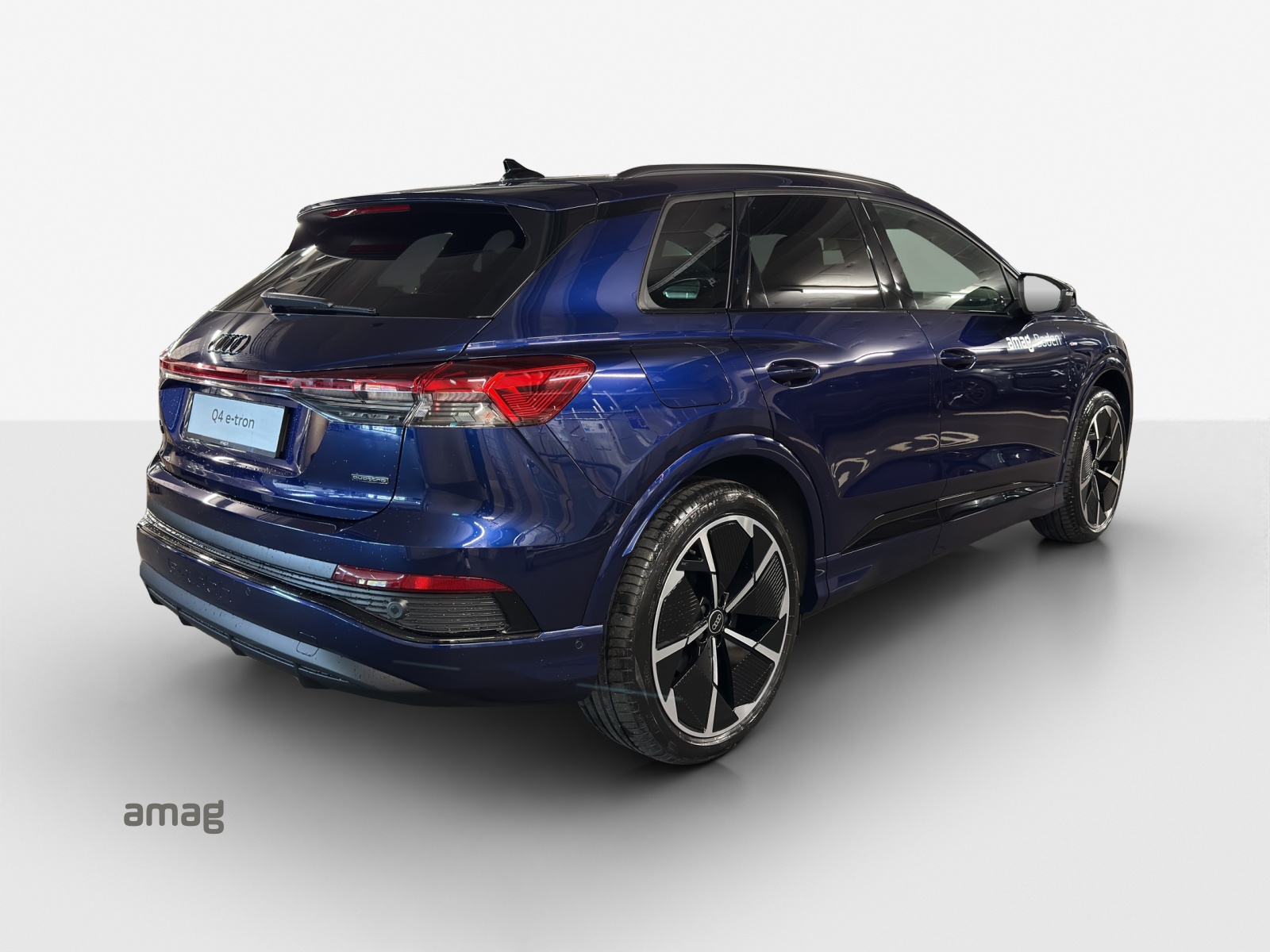 AUDI Q4 e-tron 45 Attraction quattro - 5