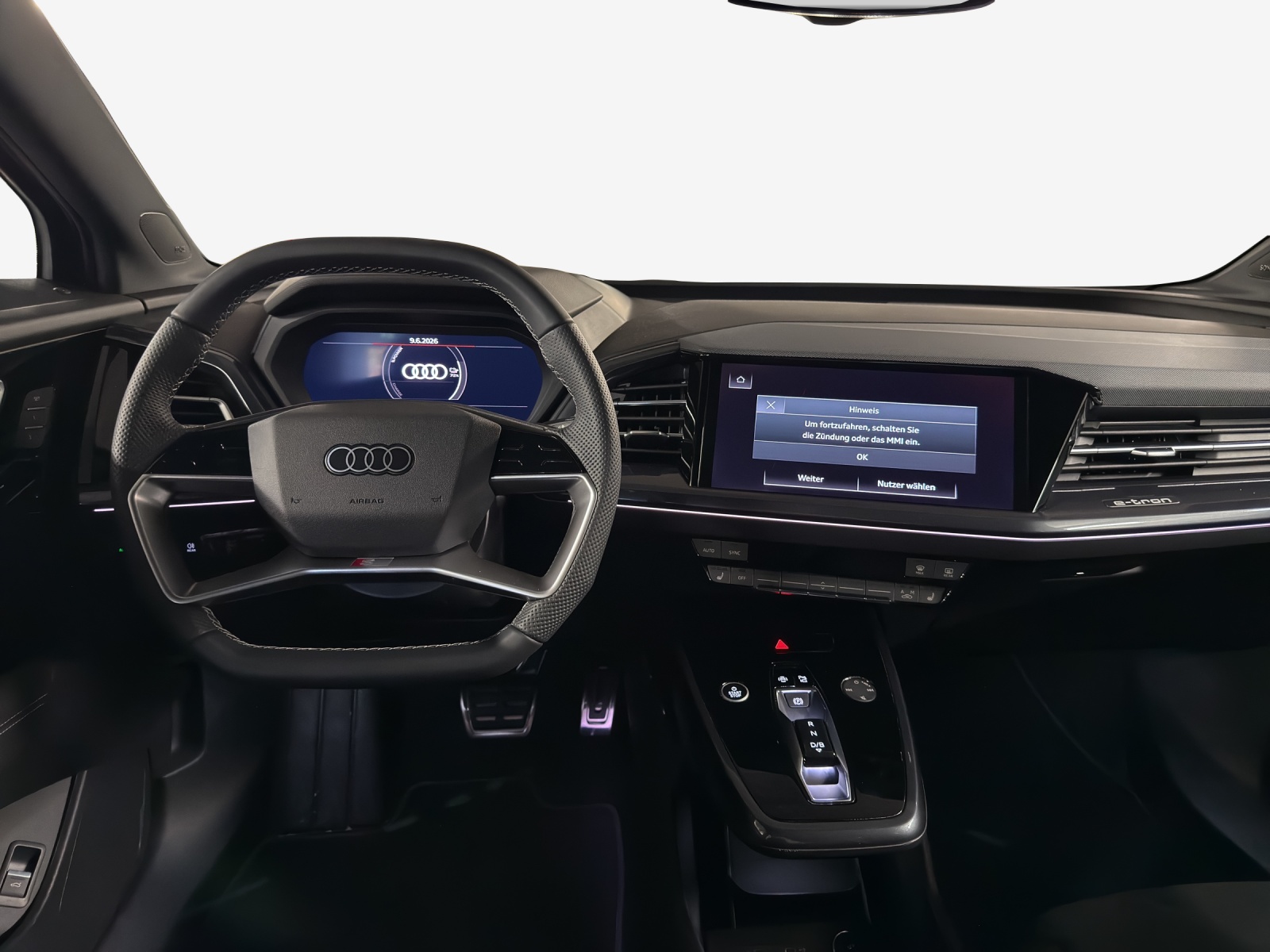 AUDI Q4 e-tron 45 Attraction quattro - 9