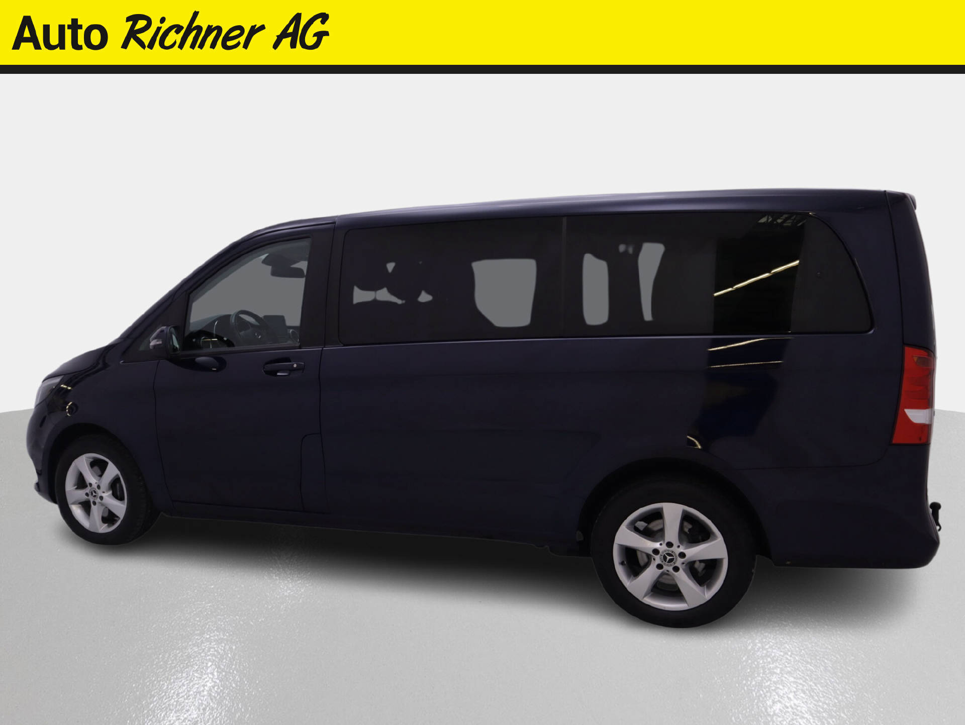 MERCEDES-BENZ V 250 d Trend lang Van-3