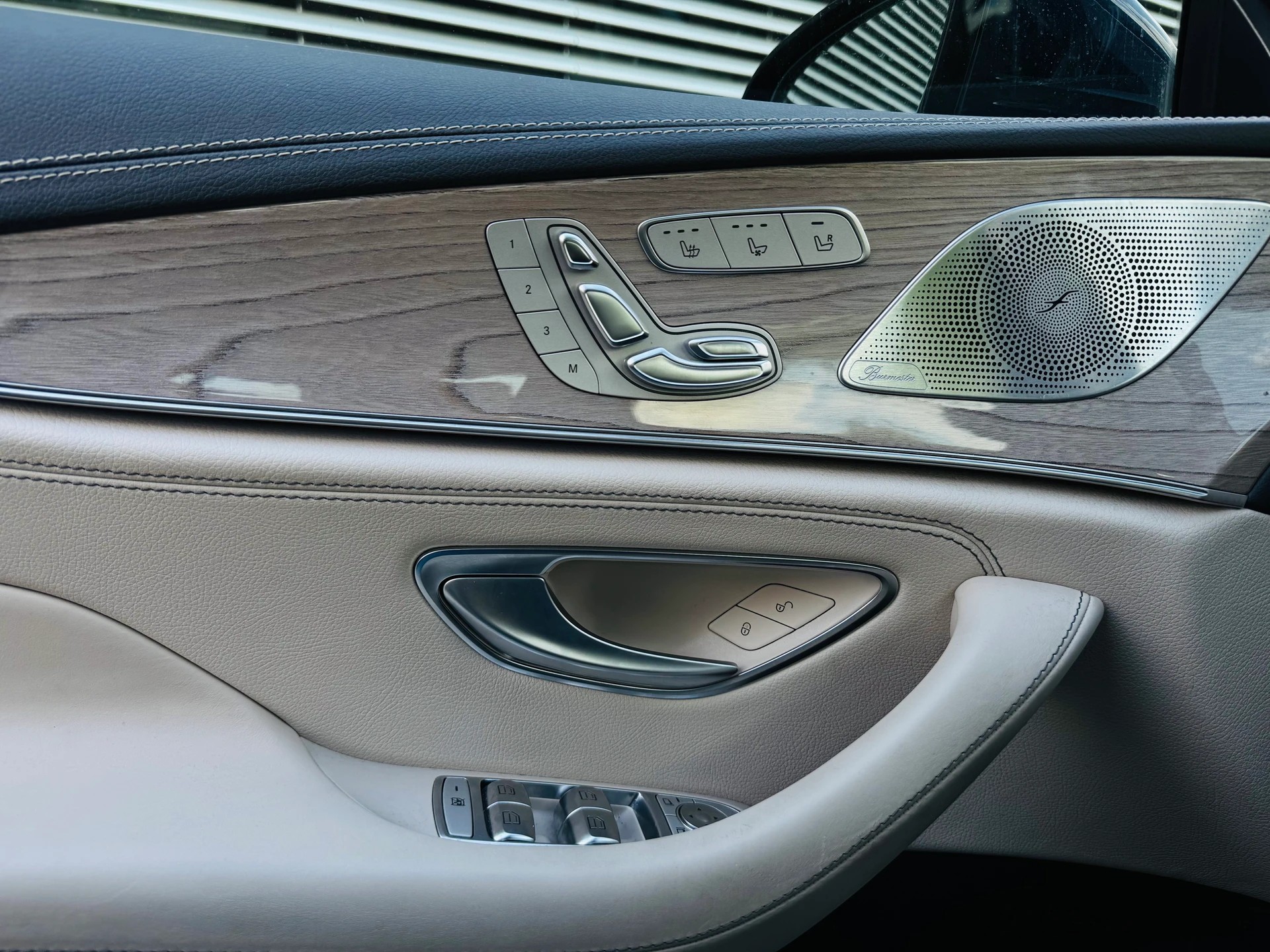 MERCEDES-BENZ CLS 450 4Matic AMG Line 9G-Tronic - 9