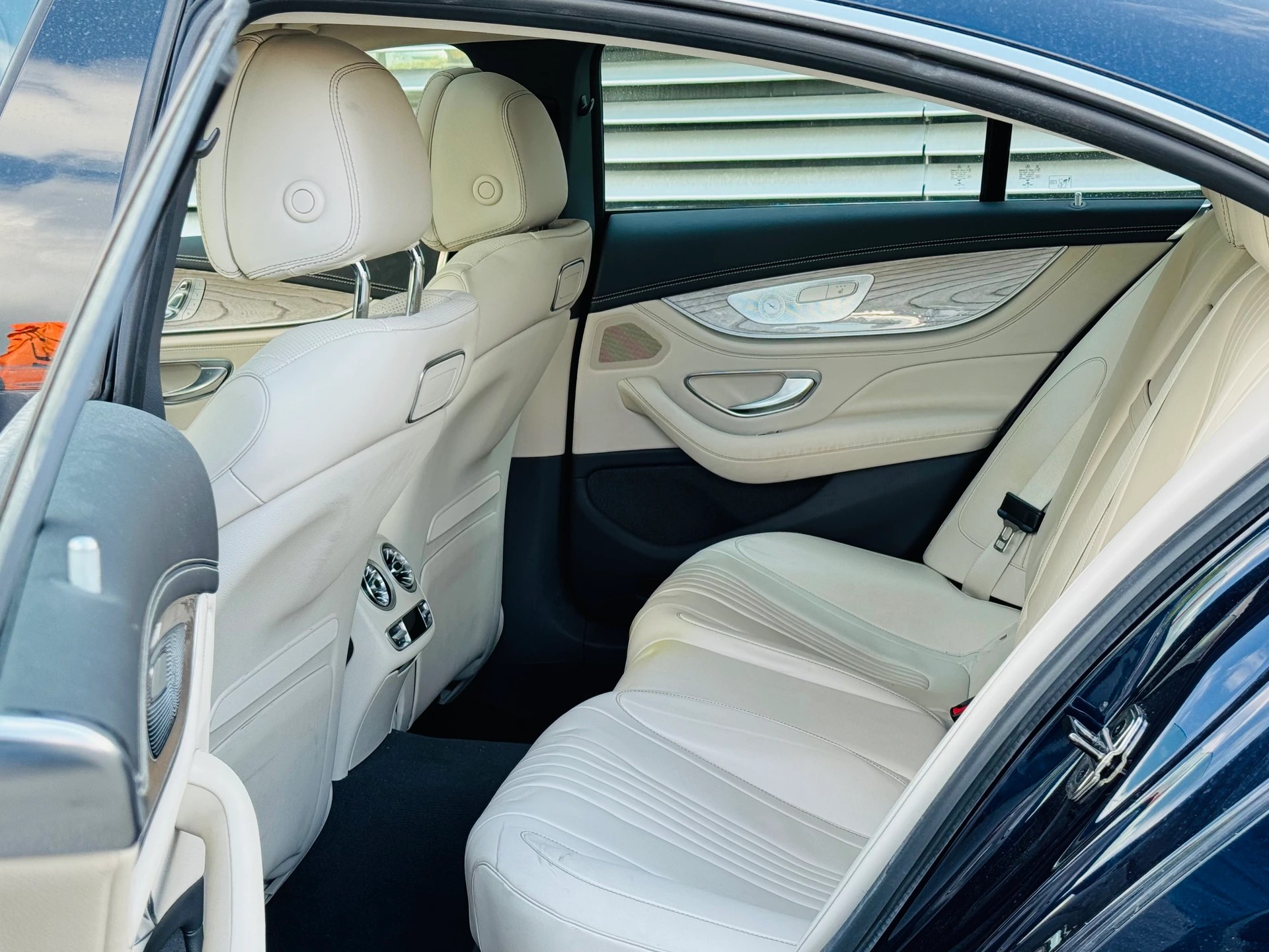 MERCEDES-BENZ CLS 450 4Matic AMG Line 9G-Tronic - 5