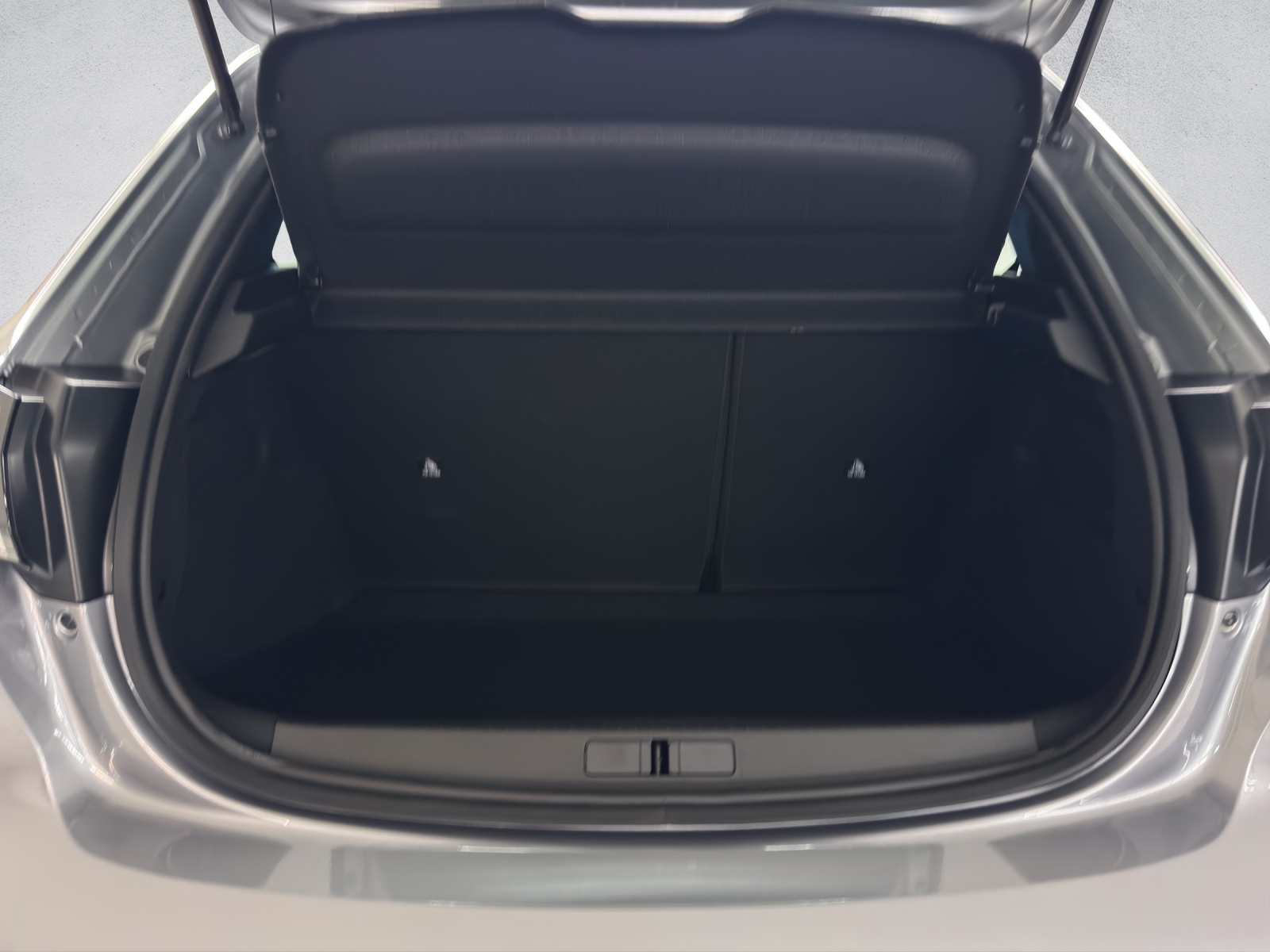 PEUGEOT 208 1.2 PureTech Style - 17