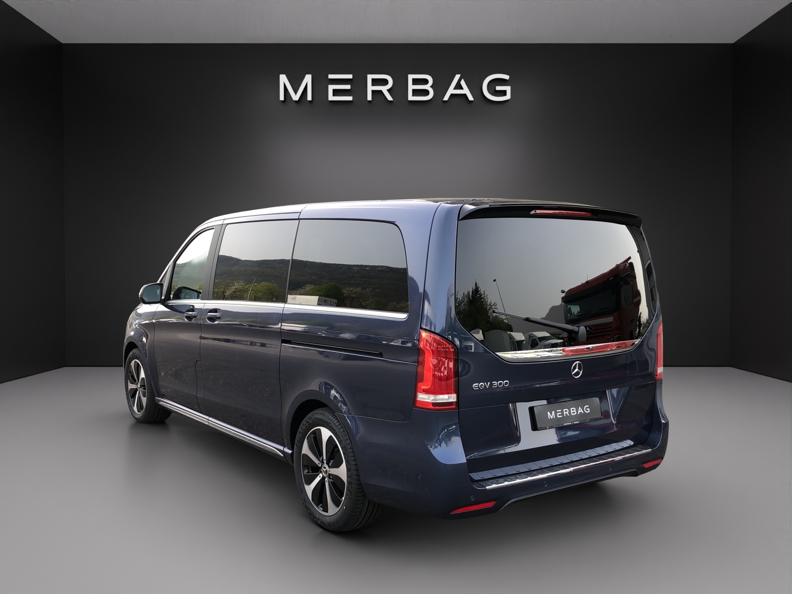 MERCEDES-BENZ EQV 300 lang - 4