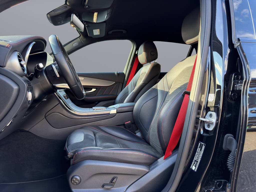 MERCEDES-BENZ GLC 200 AMG Line 4m - 8