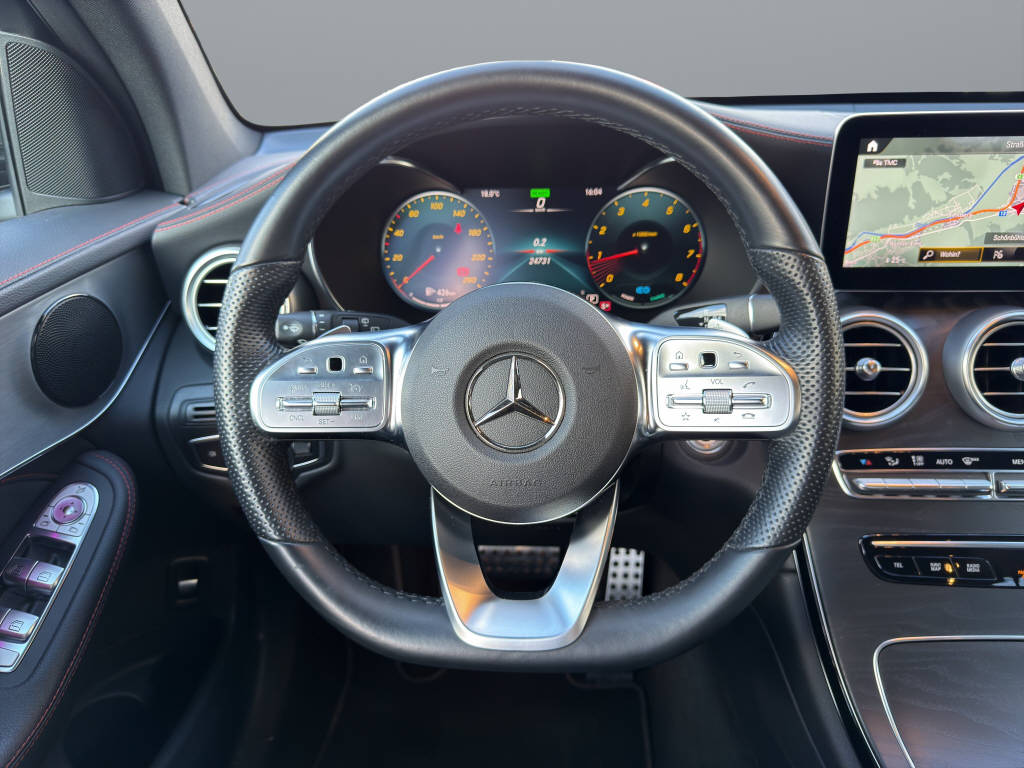 MERCEDES-BENZ GLC 200 AMG Line 4m - 10