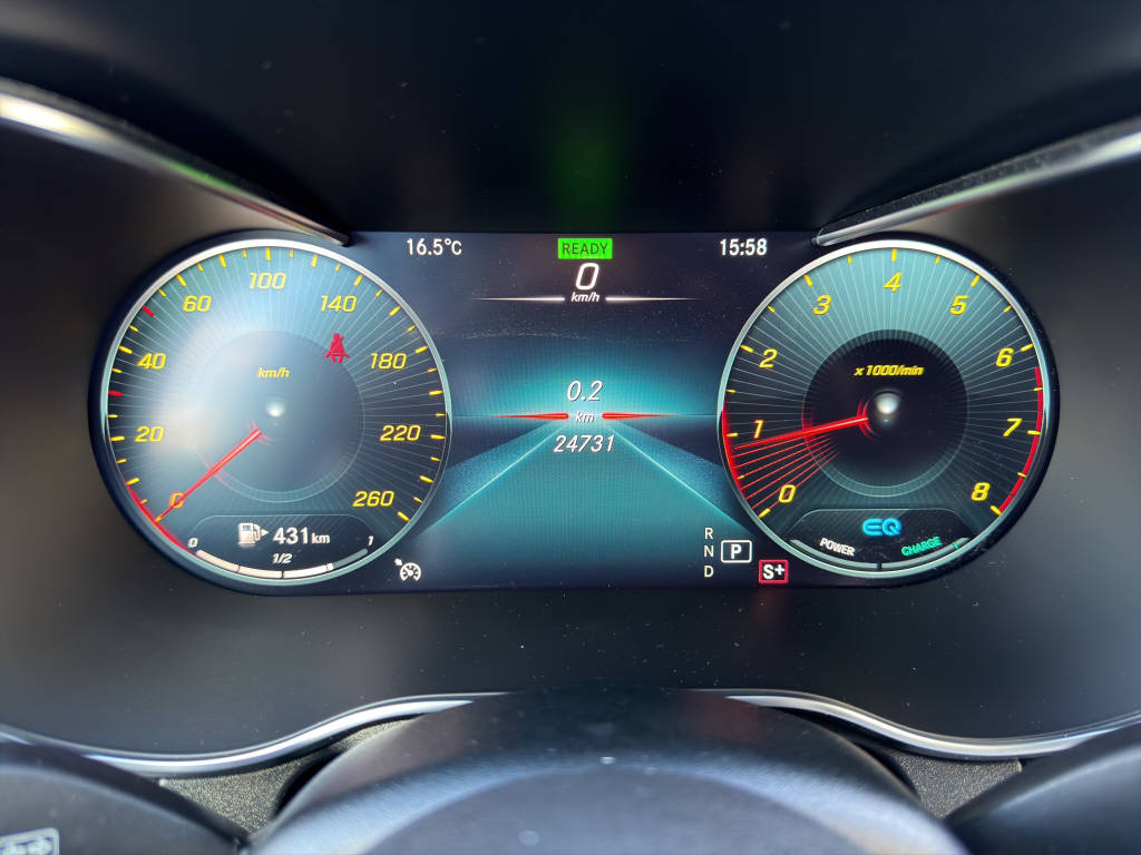 MERCEDES-BENZ GLC 200 AMG Line 4m - 11