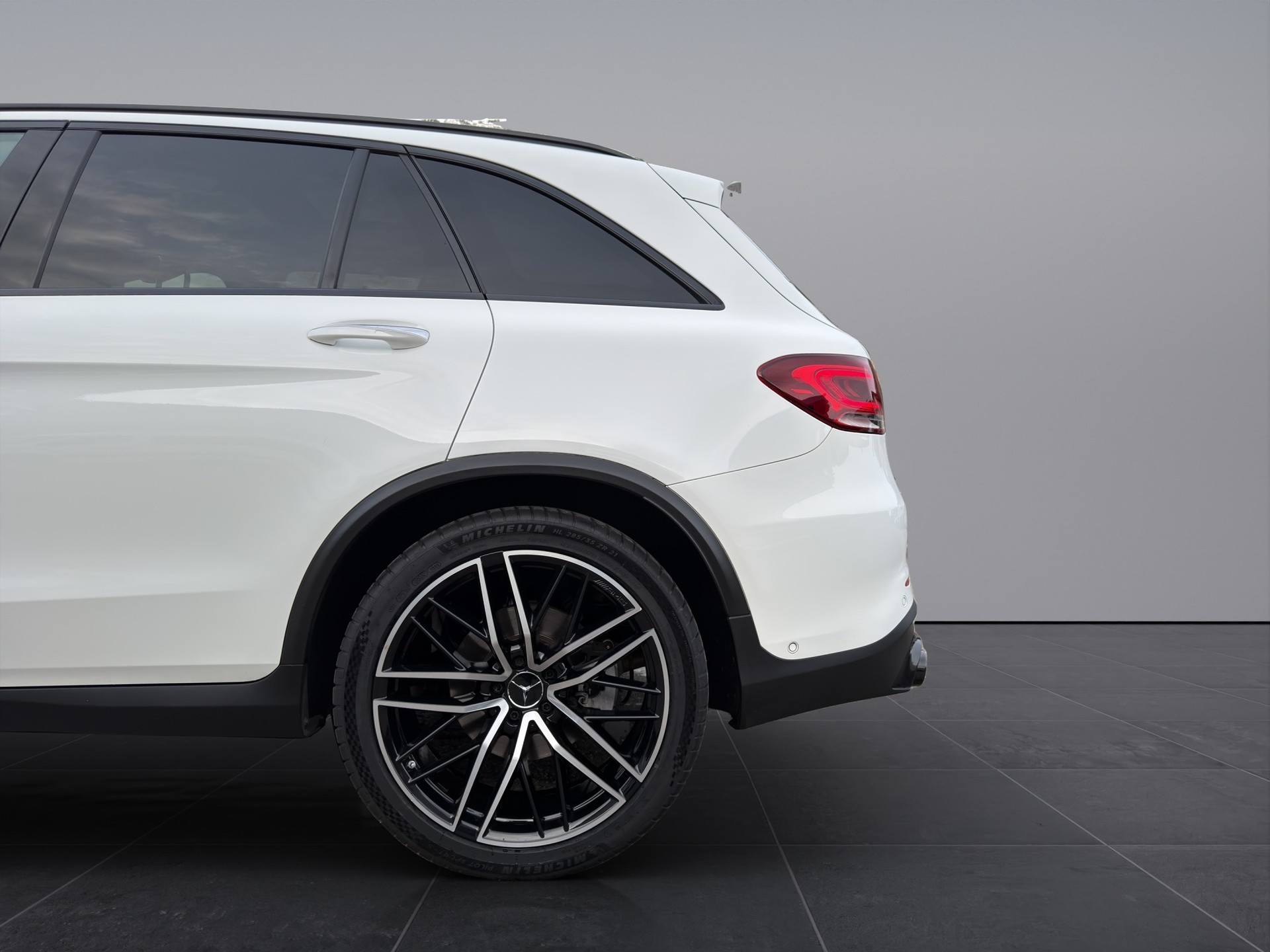 MERCEDES-BENZ GLC 43 AMG 4Matic 9G-Tronic - 18