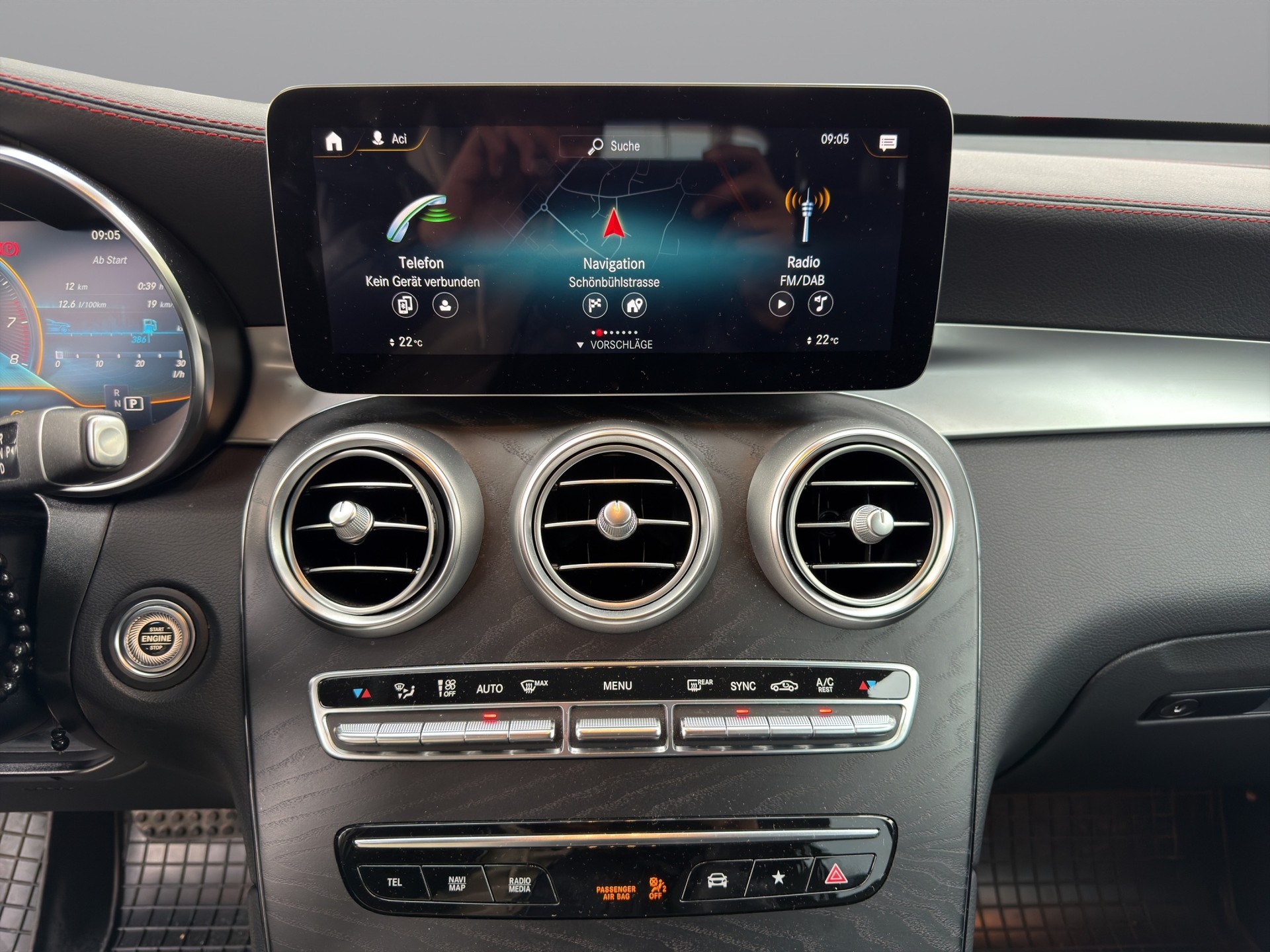 MERCEDES-BENZ GLC 43 AMG 4Matic 9G-Tronic - 11