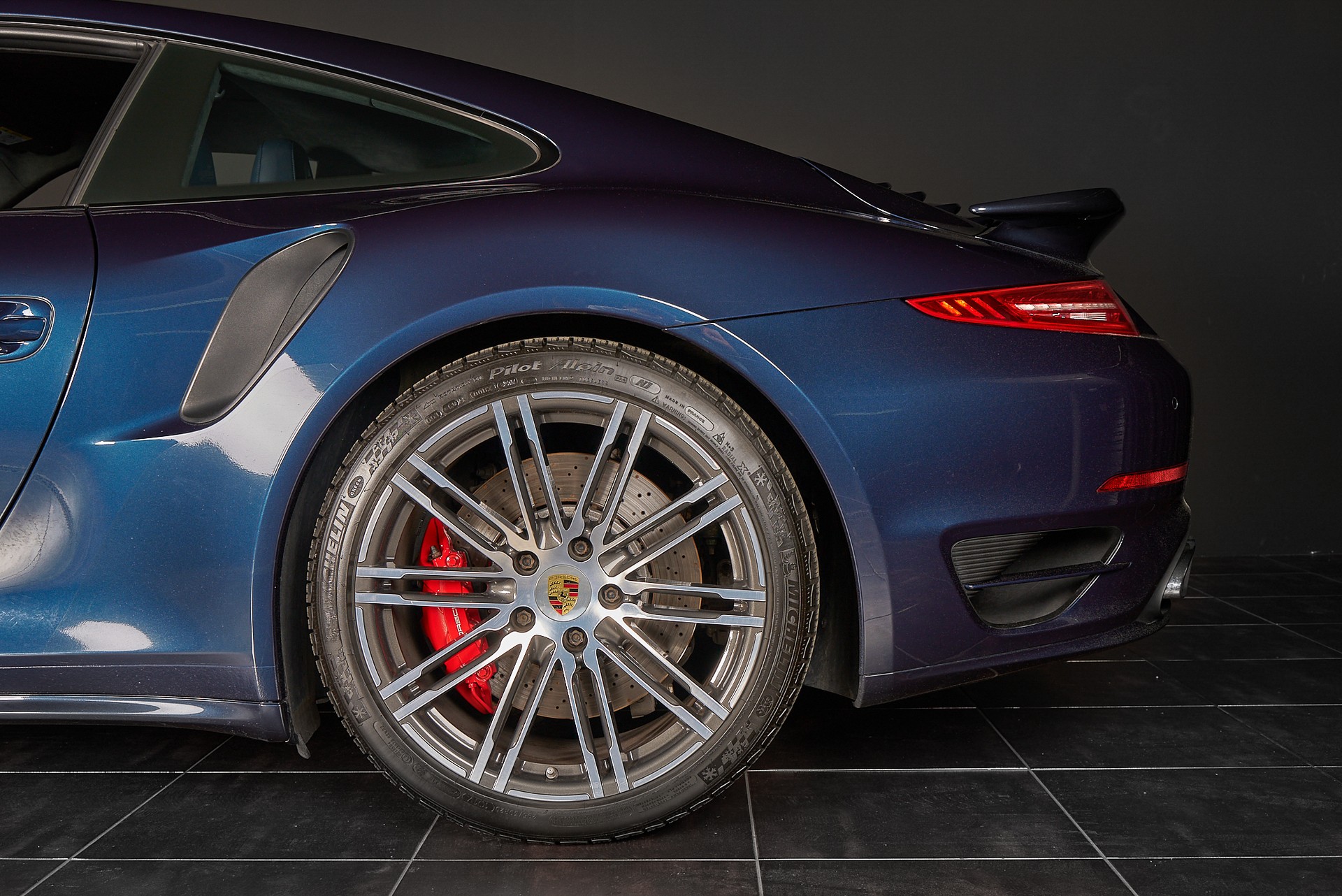 PORSCHE 911 Turbo PDK - 4