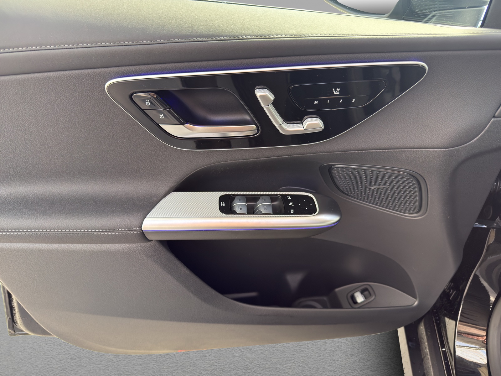 MERCEDES-BENZ GLC 300 4Matic 9G-Tronic - 12