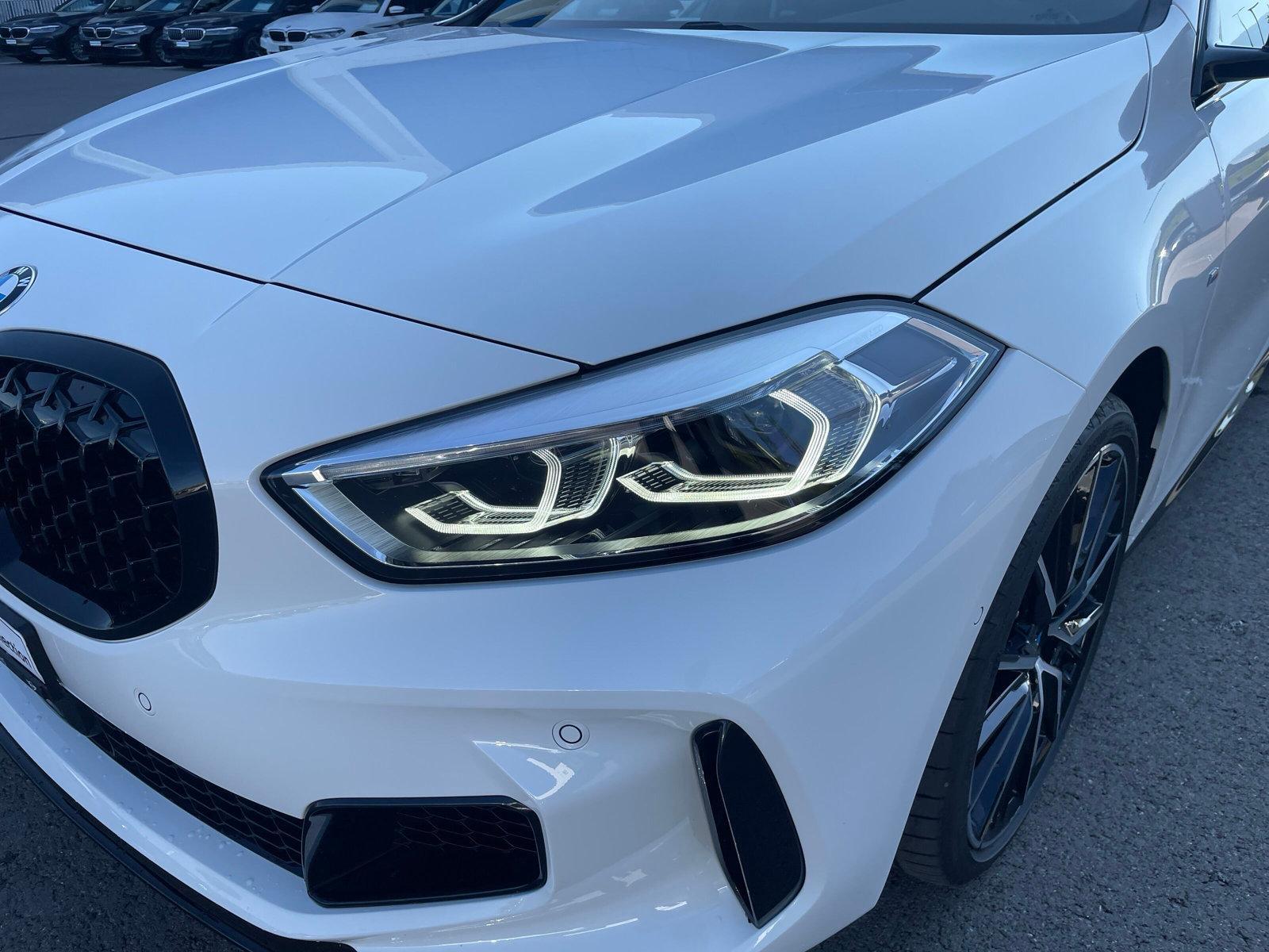 BMW M135i xDrive - 22
